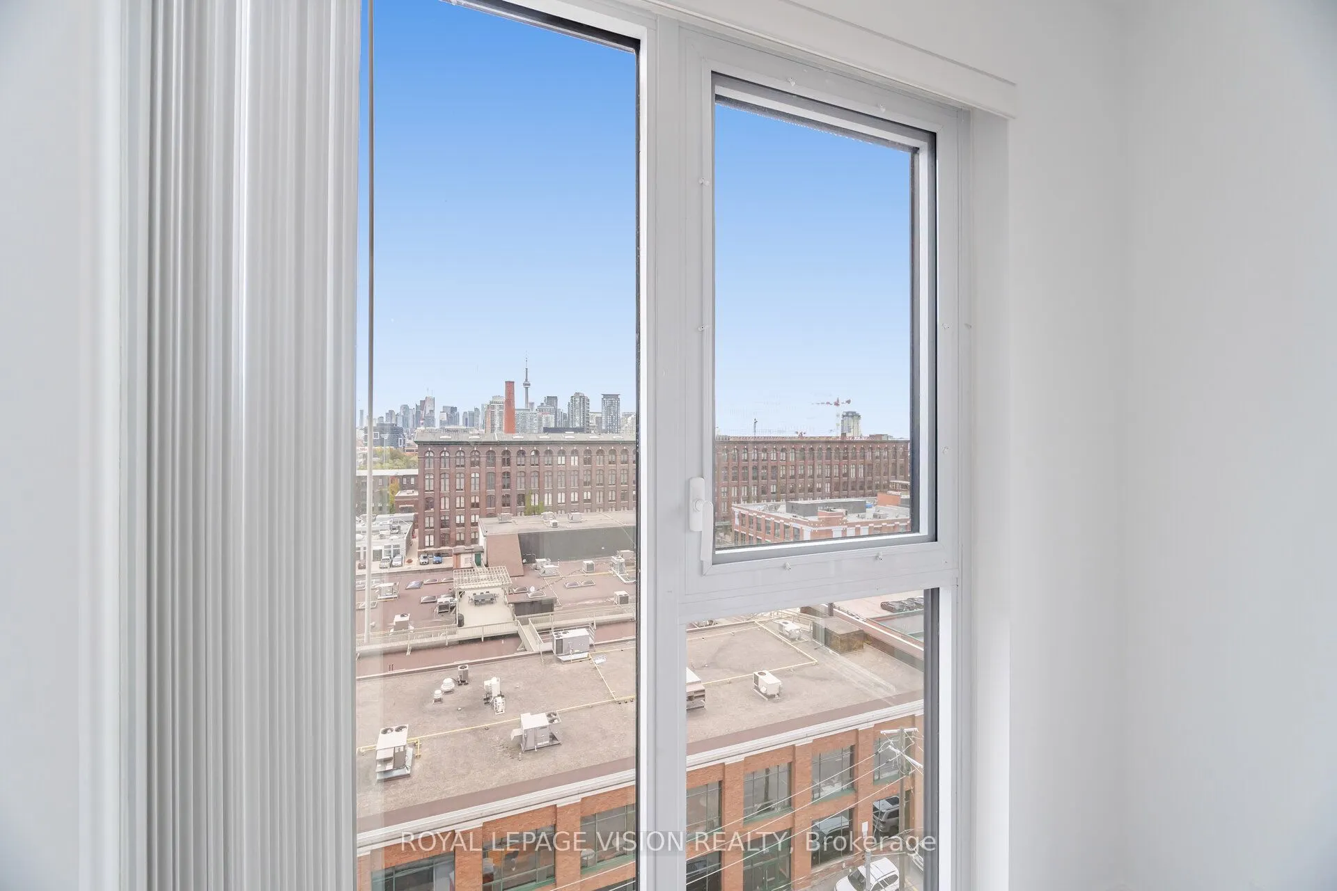 270 Dufferin Street, #803