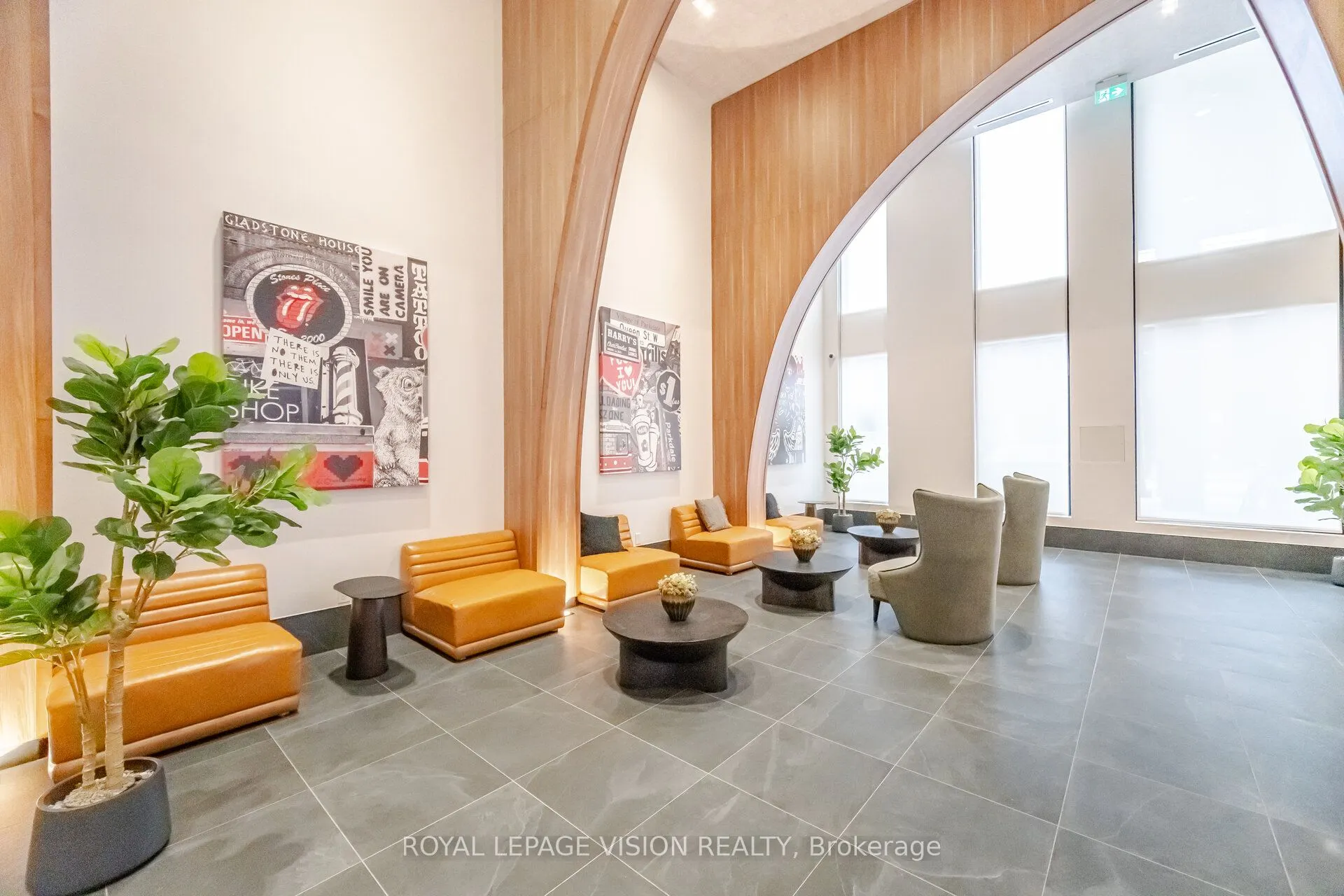 270 Dufferin Street, #803