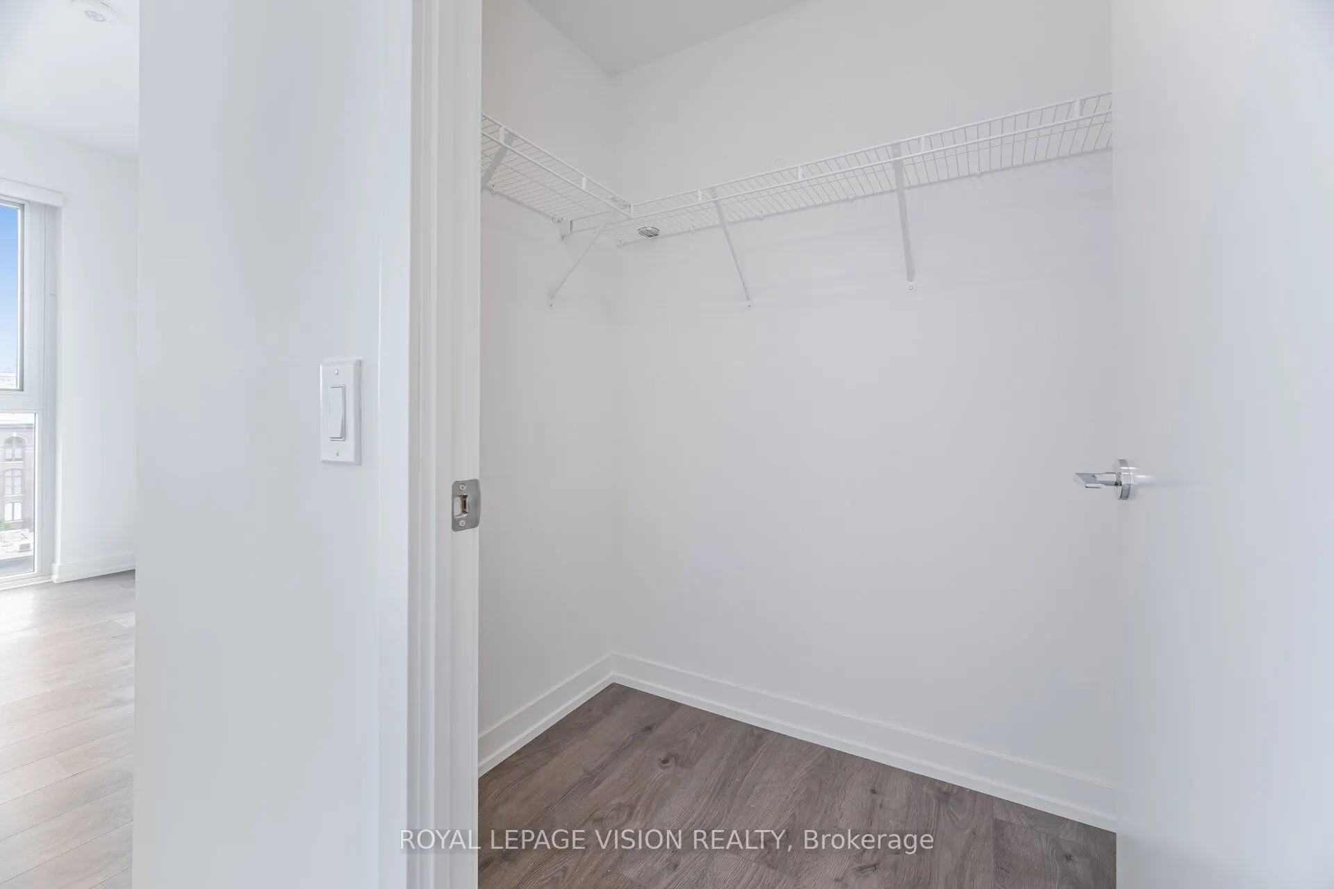 270 Dufferin Street, #803