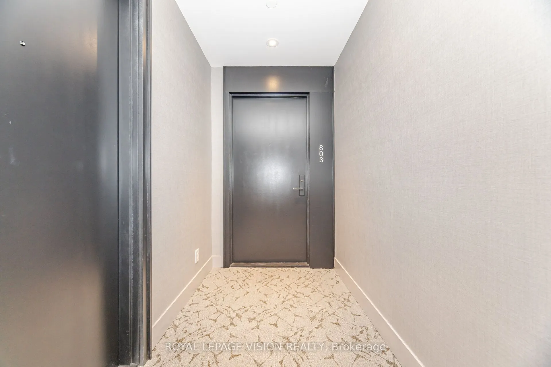 270 Dufferin Street, #803