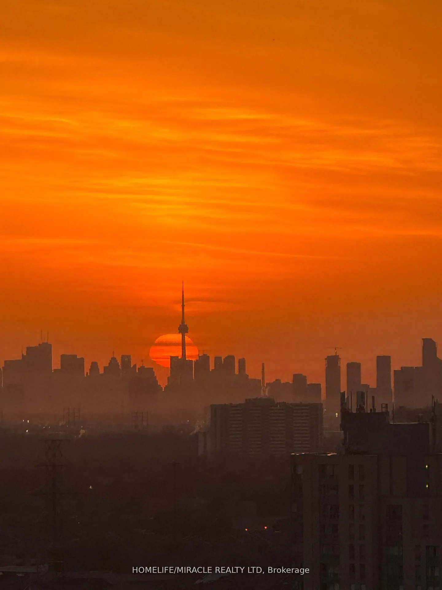 50 Eglinton Ave W, #01