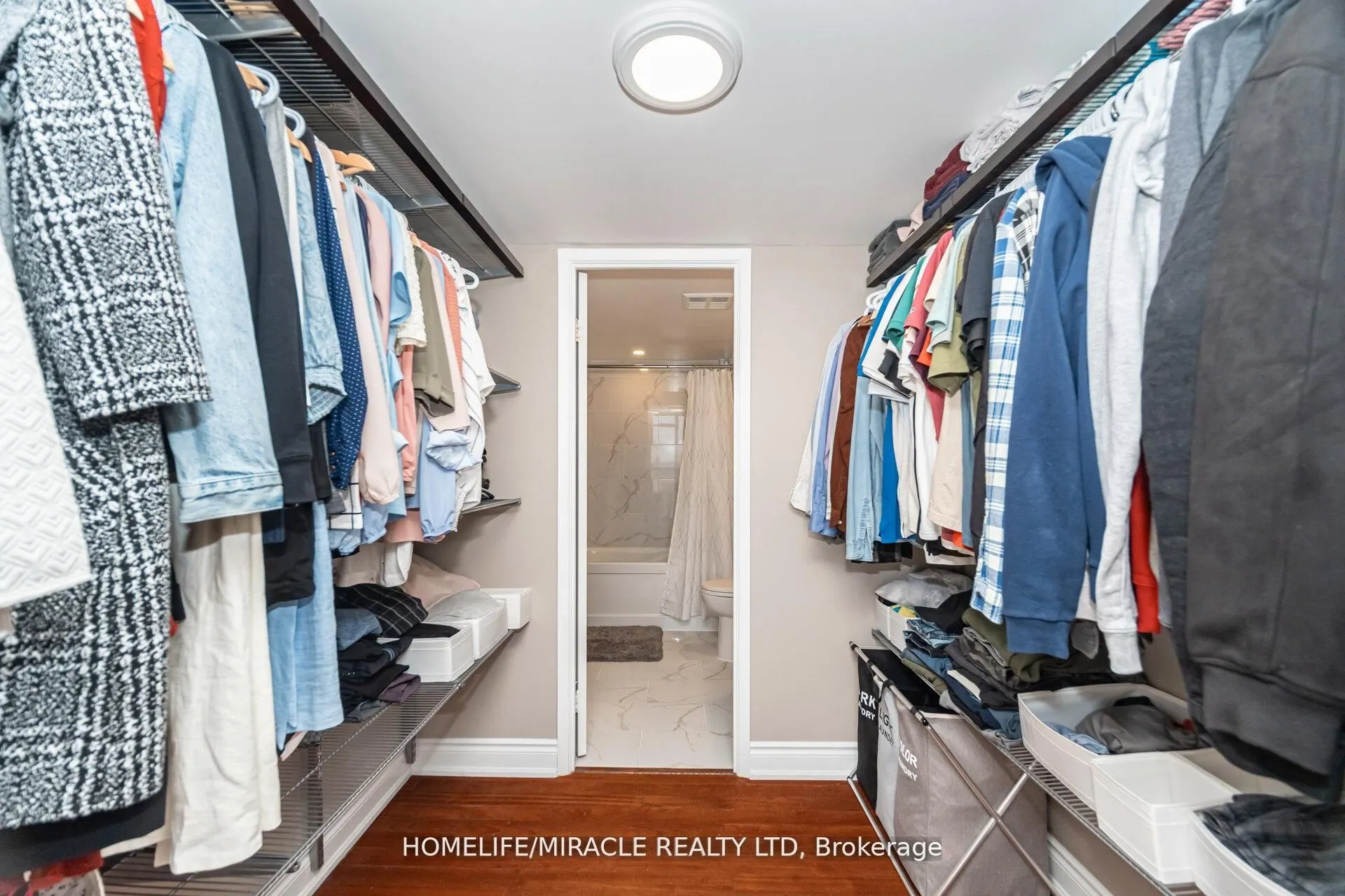 50 Eglinton Ave W, #01