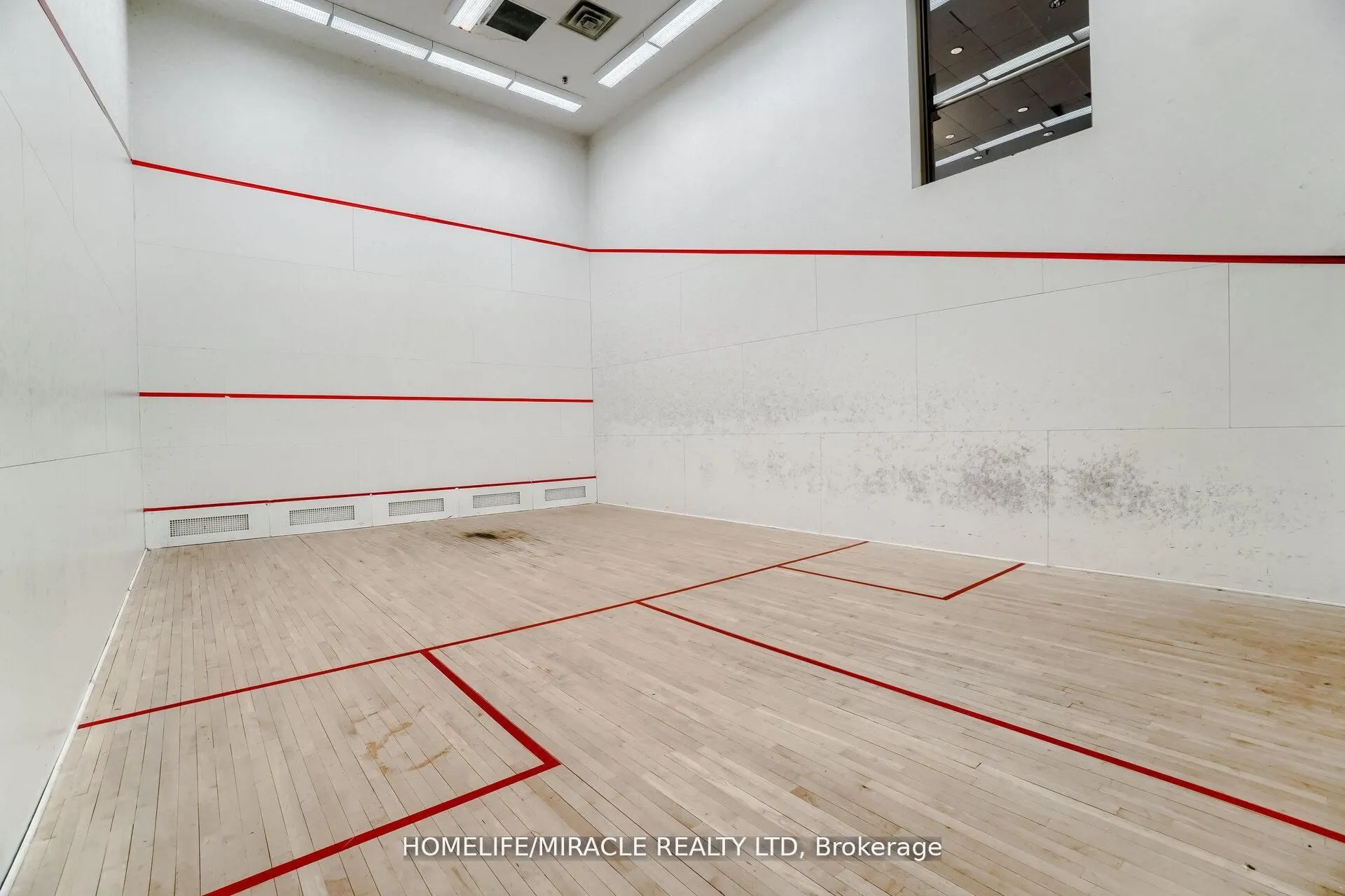 50 Eglinton Ave W, #01