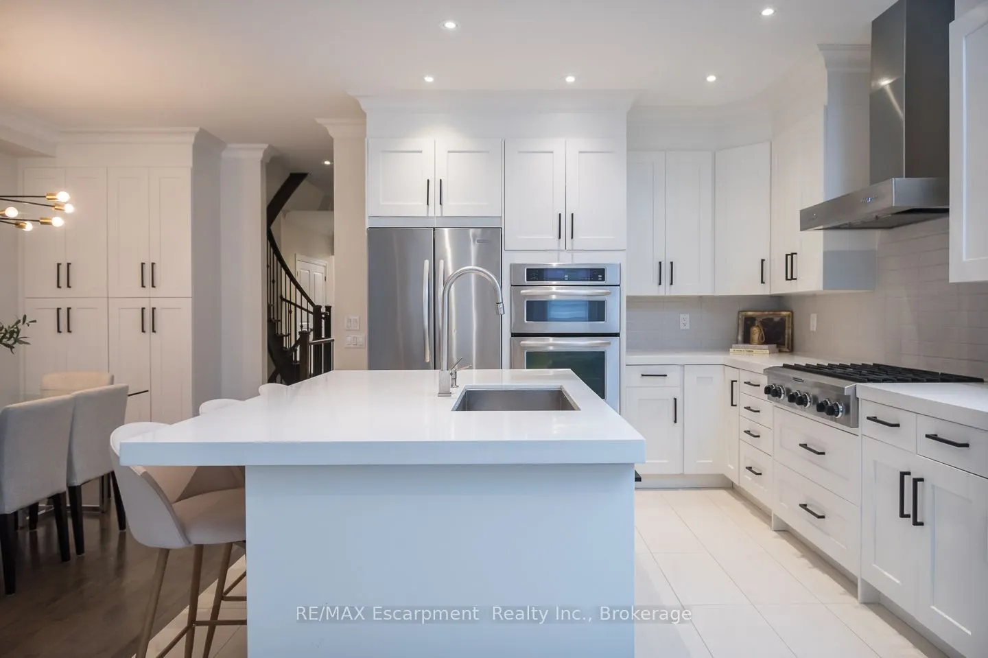 2334 Wuthering Heights Way