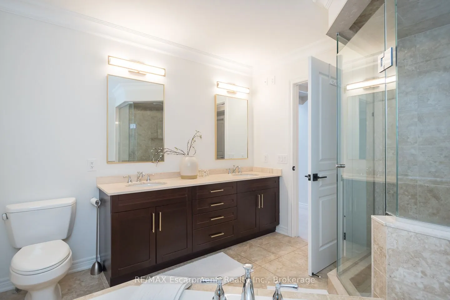 2334 Wuthering Heights Way