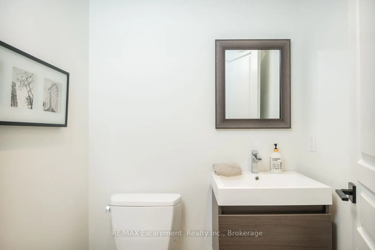 2334 Wuthering Heights Way