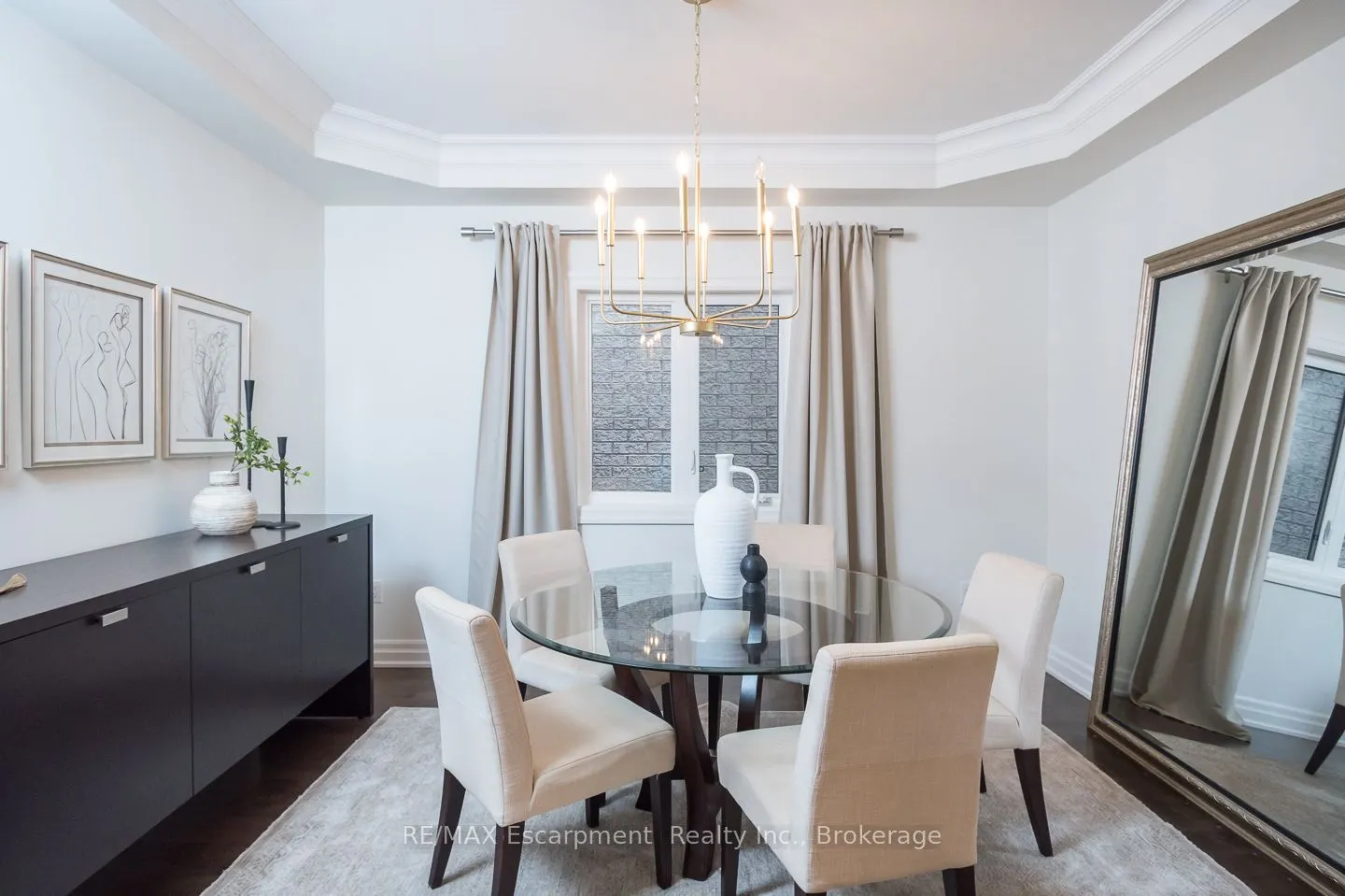 2334 Wuthering Heights Way