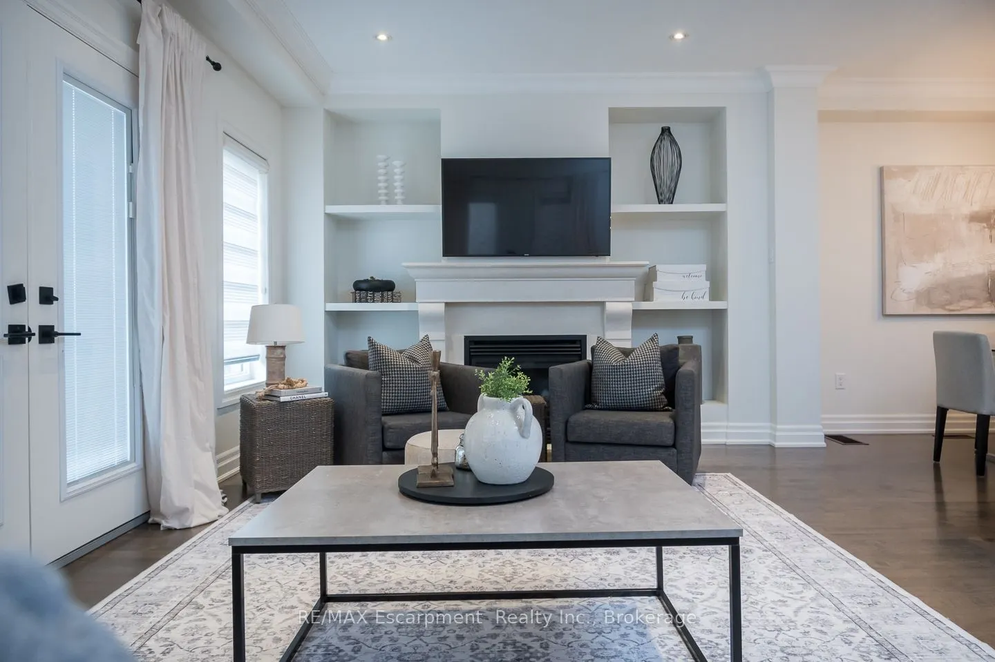 2334 Wuthering Heights Way