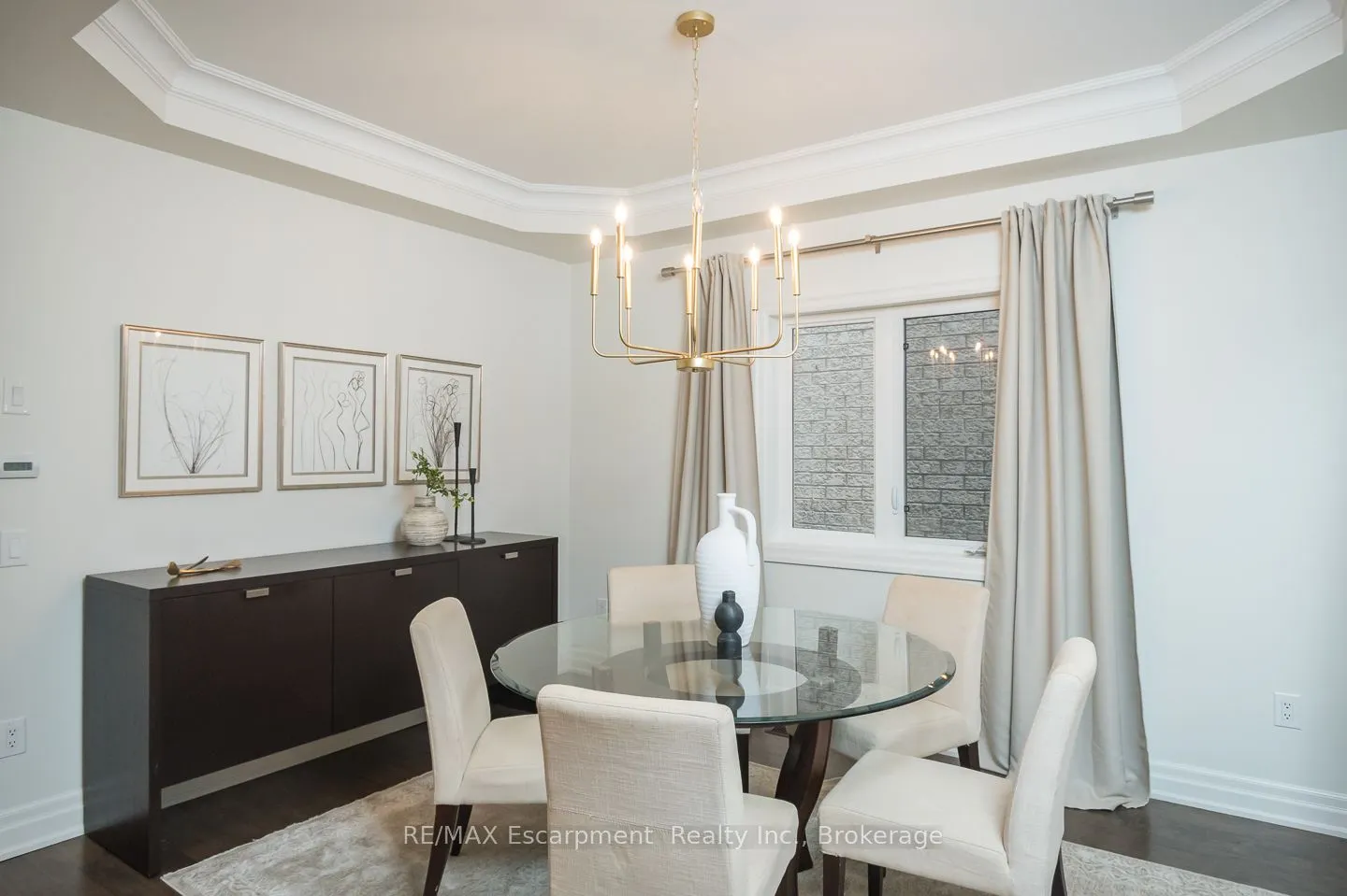 2334 Wuthering Heights Way