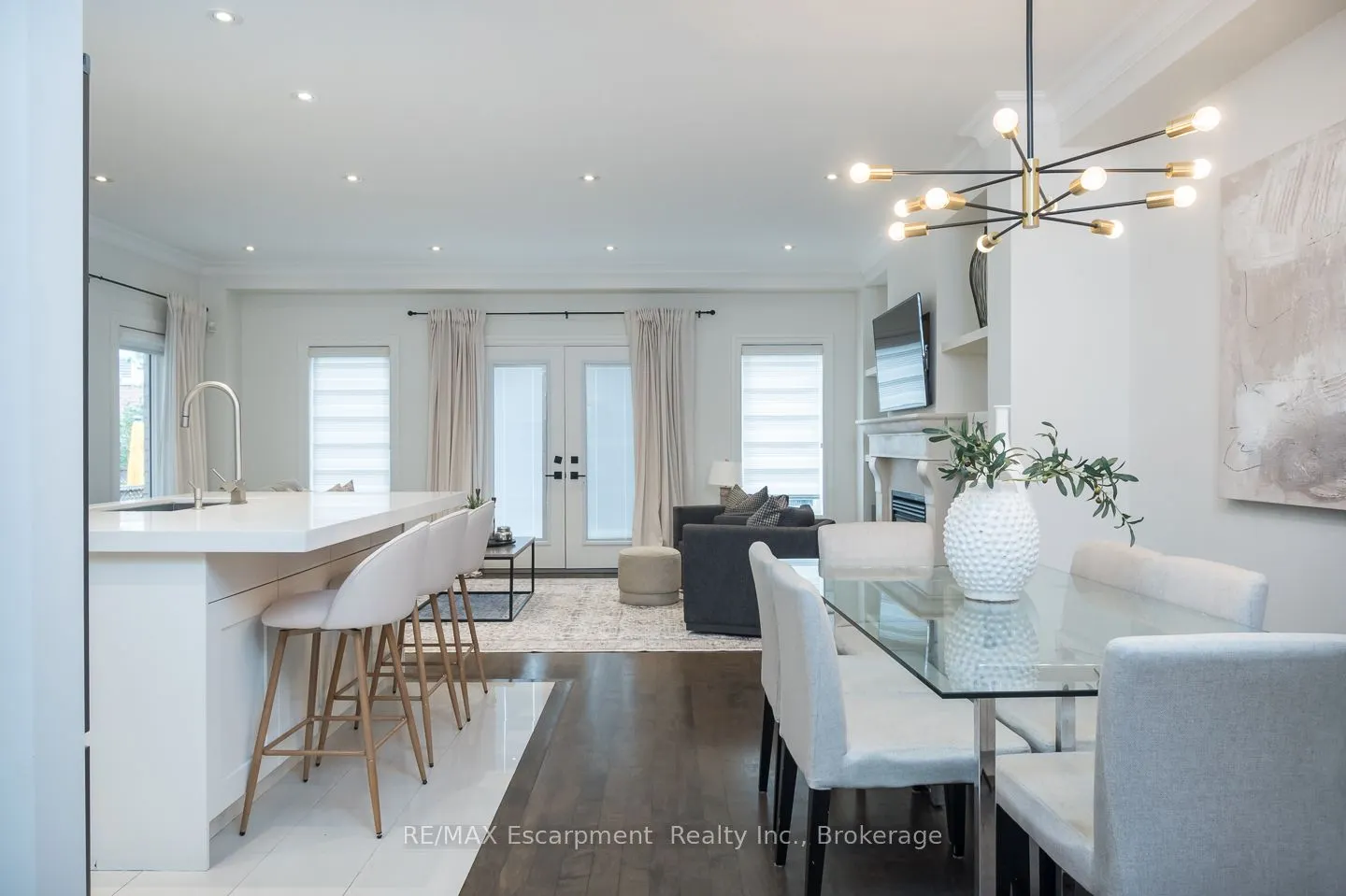 2334 Wuthering Heights Way