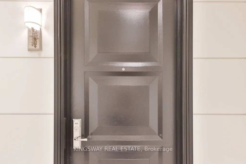 300 Randall Street, #203