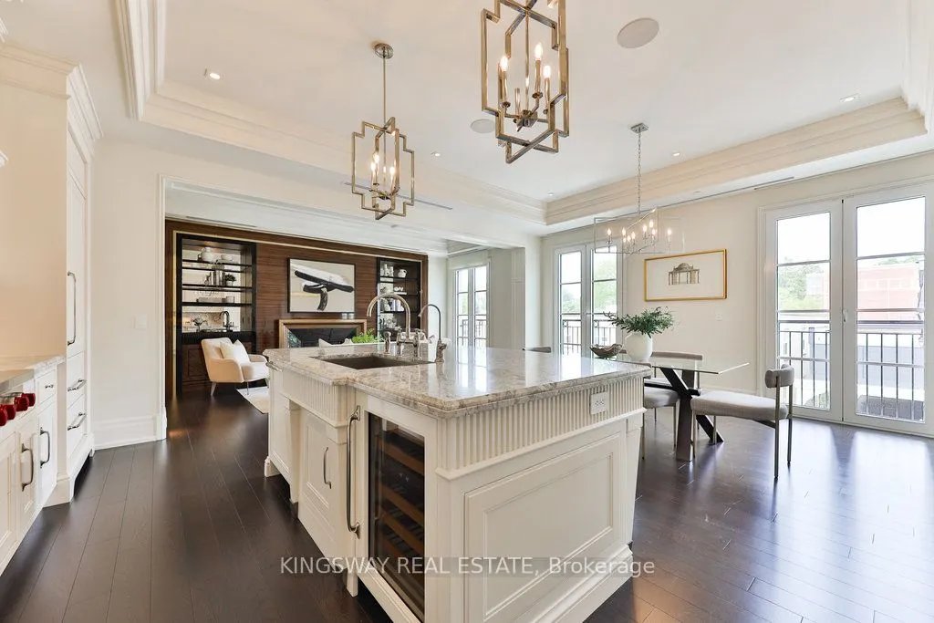 300 Randall Street, #203