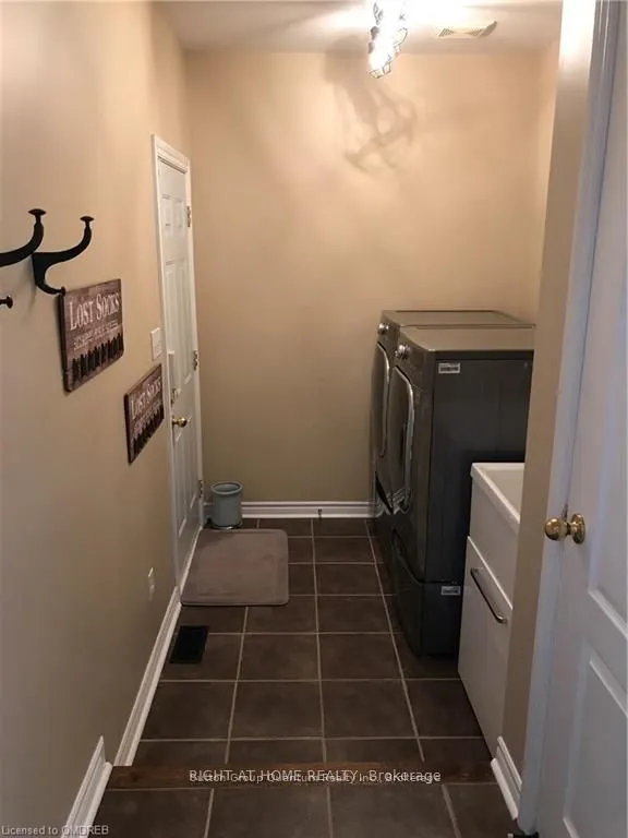 122 Spring Azure Crescent