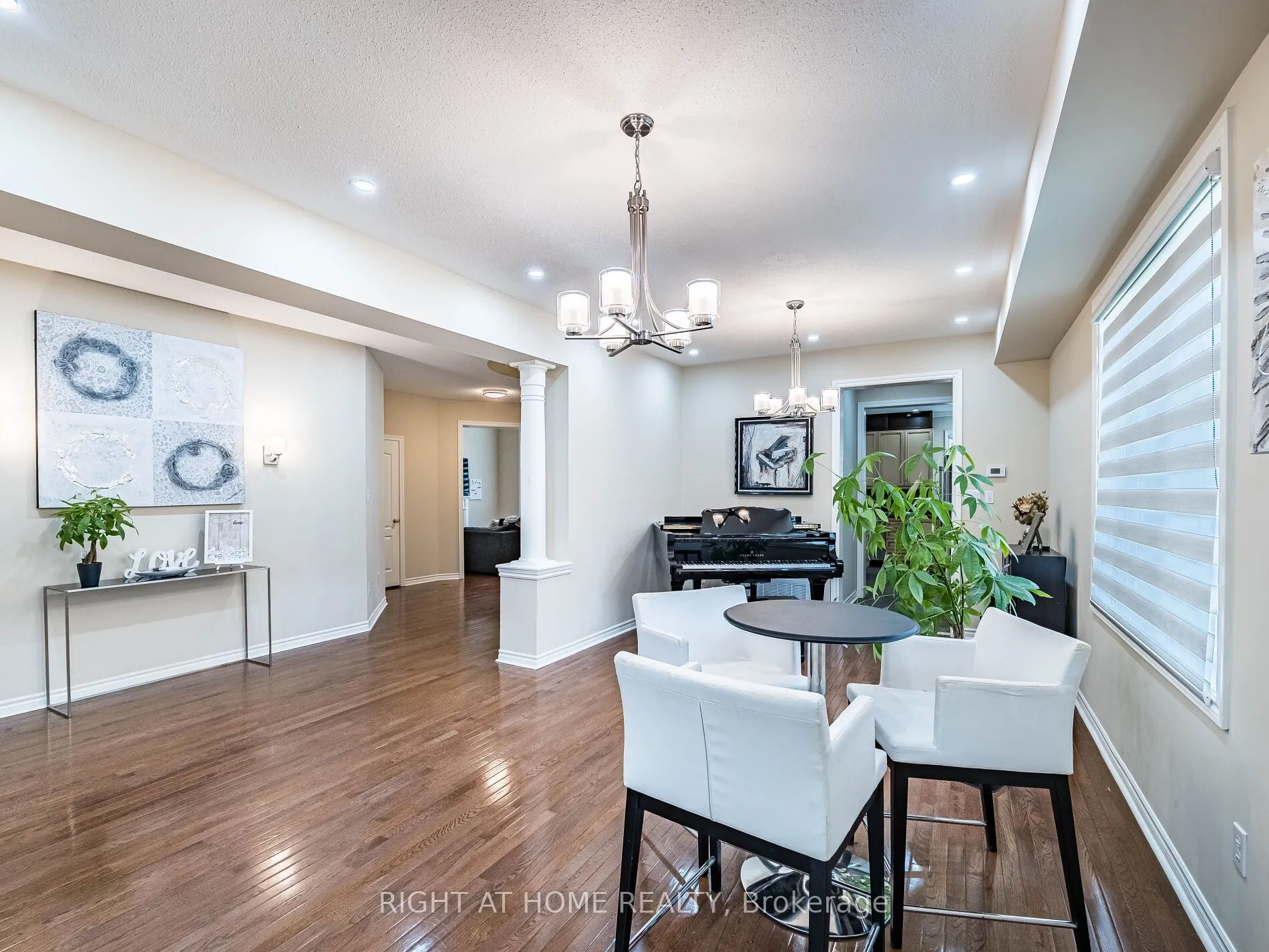 122 Spring Azure Crescent