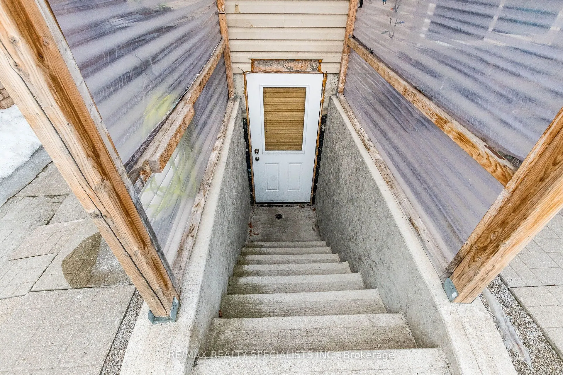 73 Zia Dodda Crescent