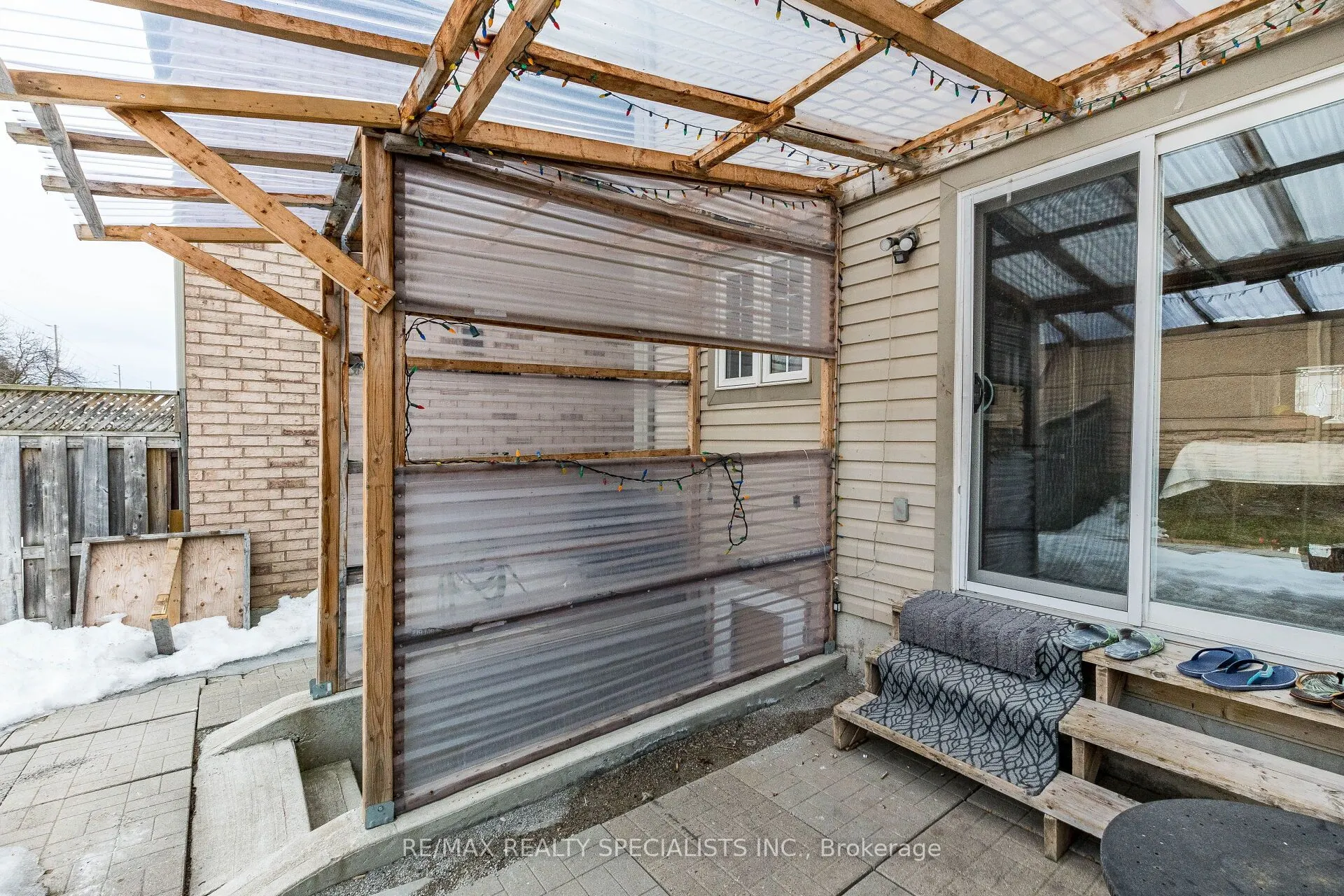 73 Zia Dodda Crescent