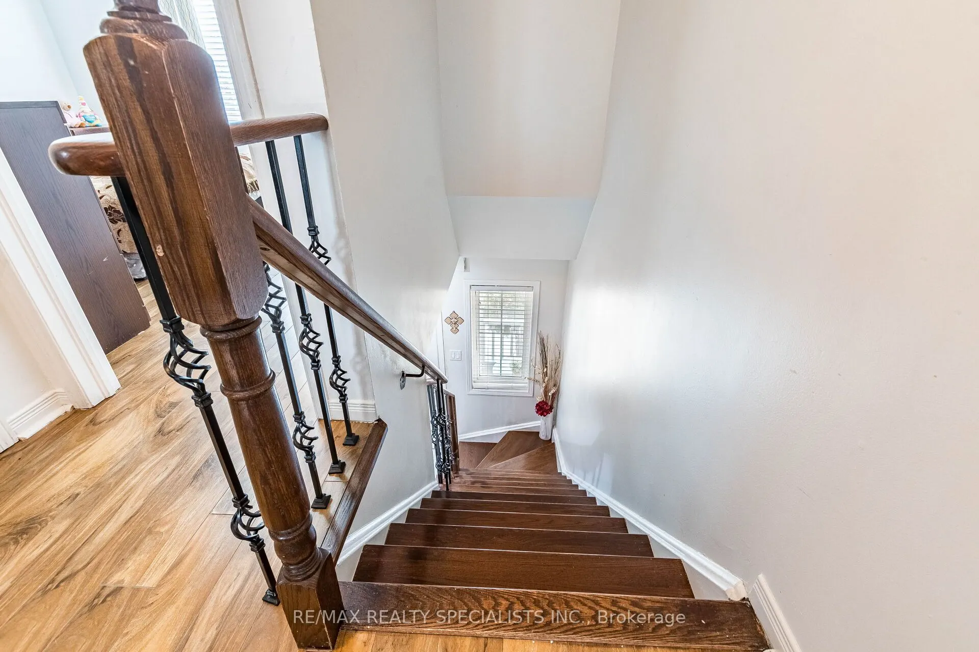 73 Zia Dodda Crescent