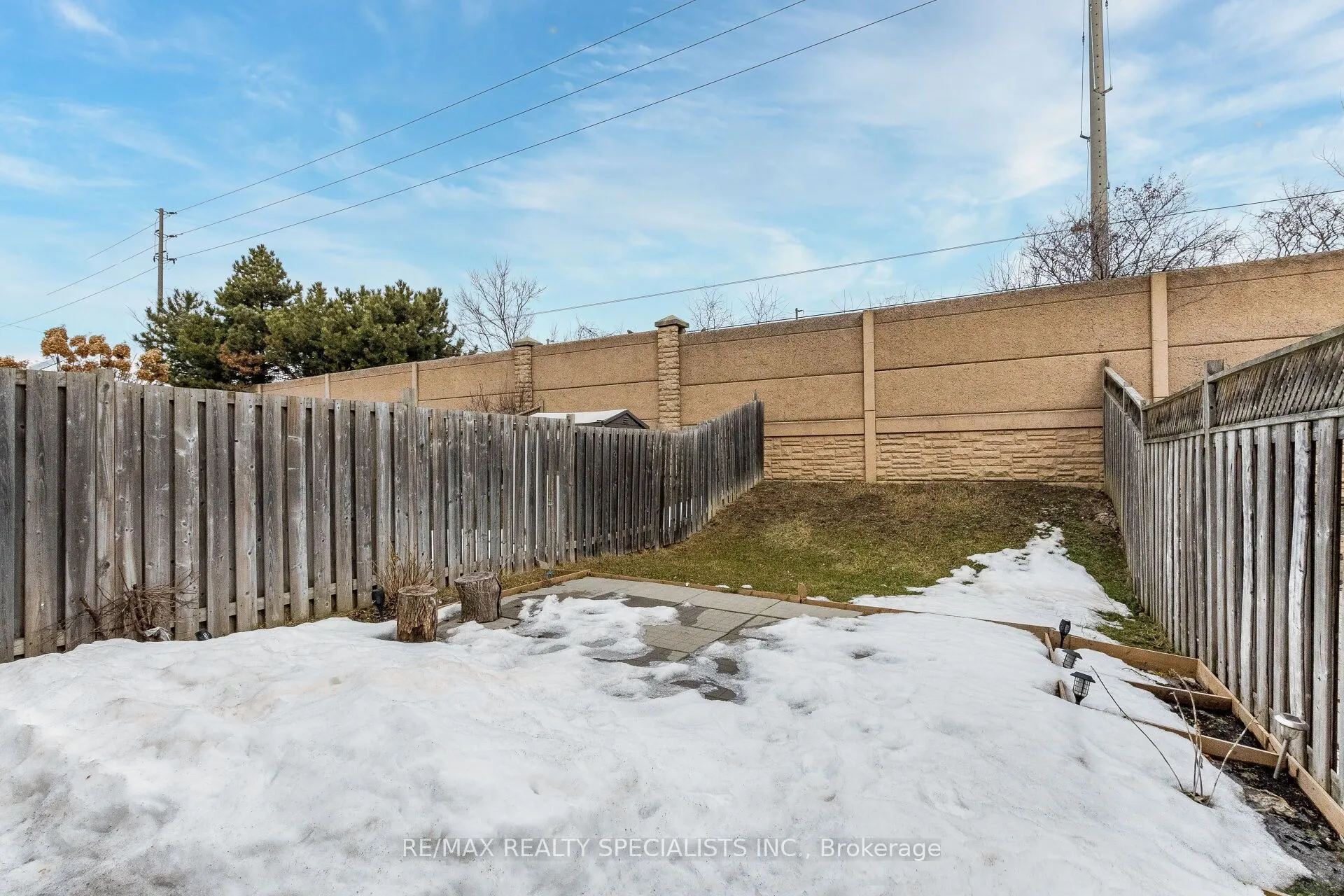 73 Zia Dodda Crescent