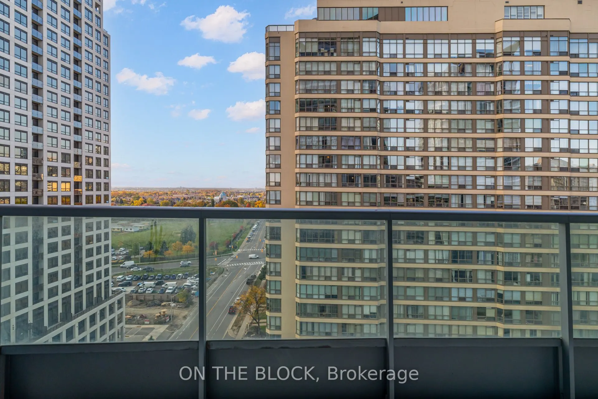 33 Elm Drive W, #1604