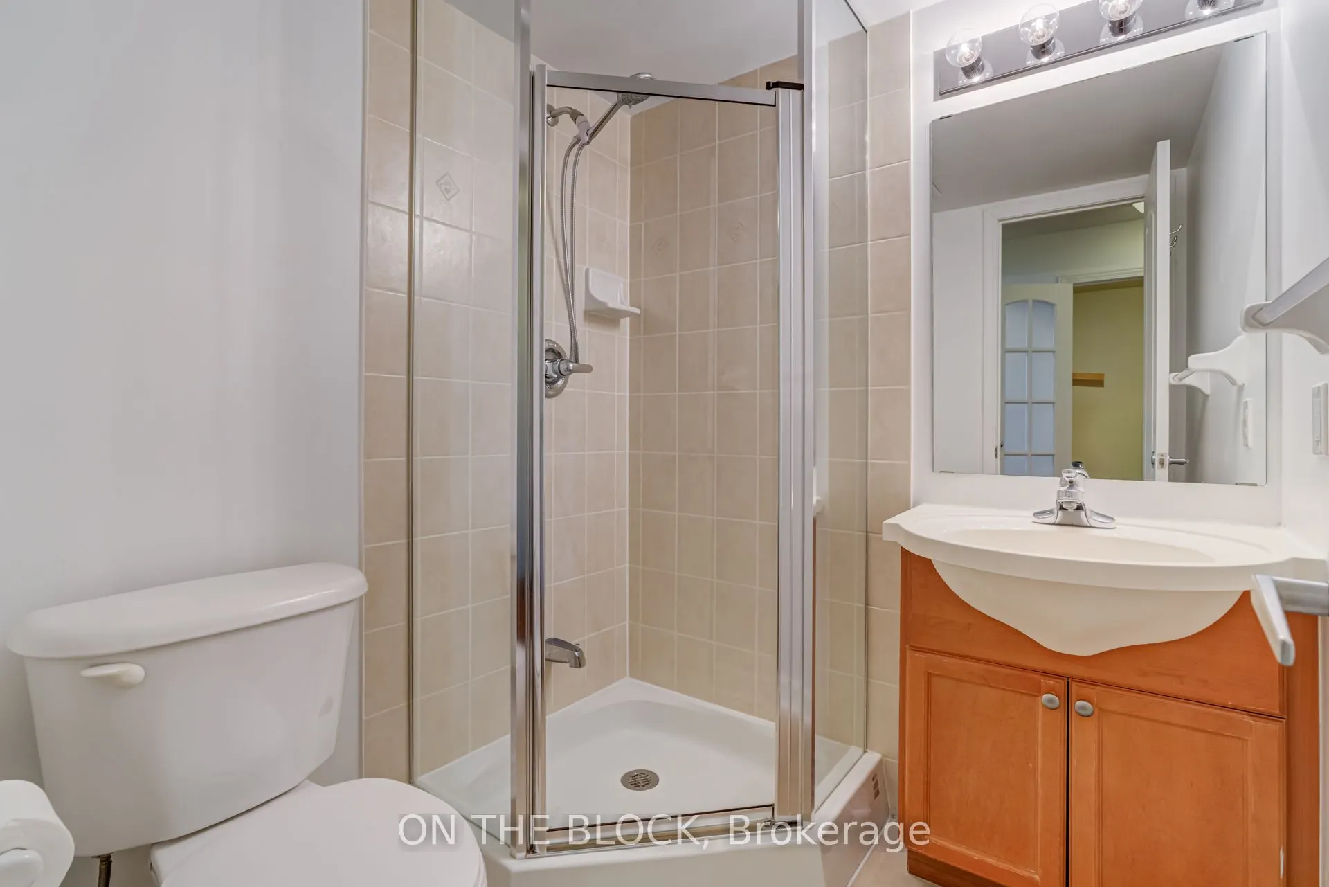 33 Elm Drive W, #1604