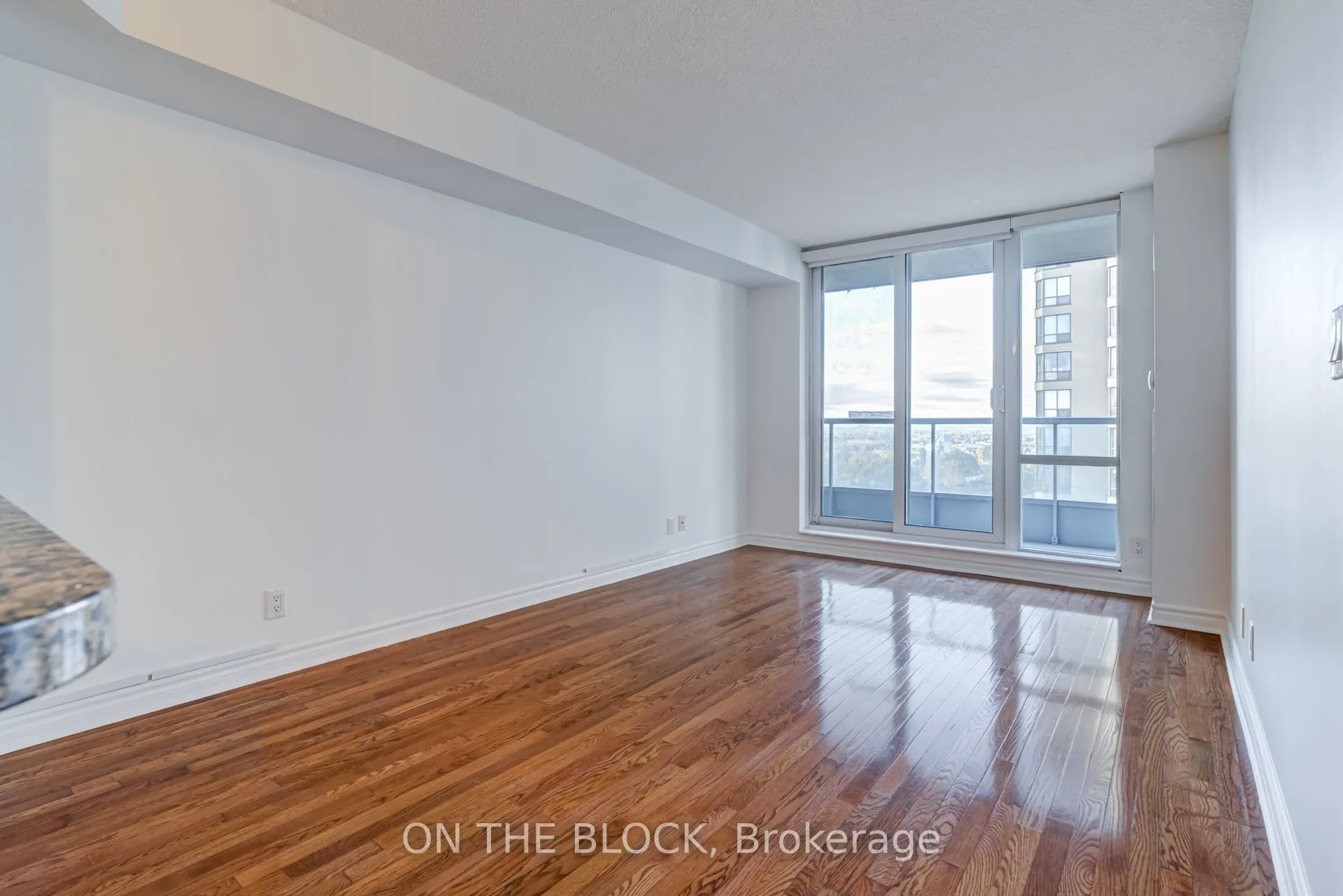 33 Elm Drive W, #1604