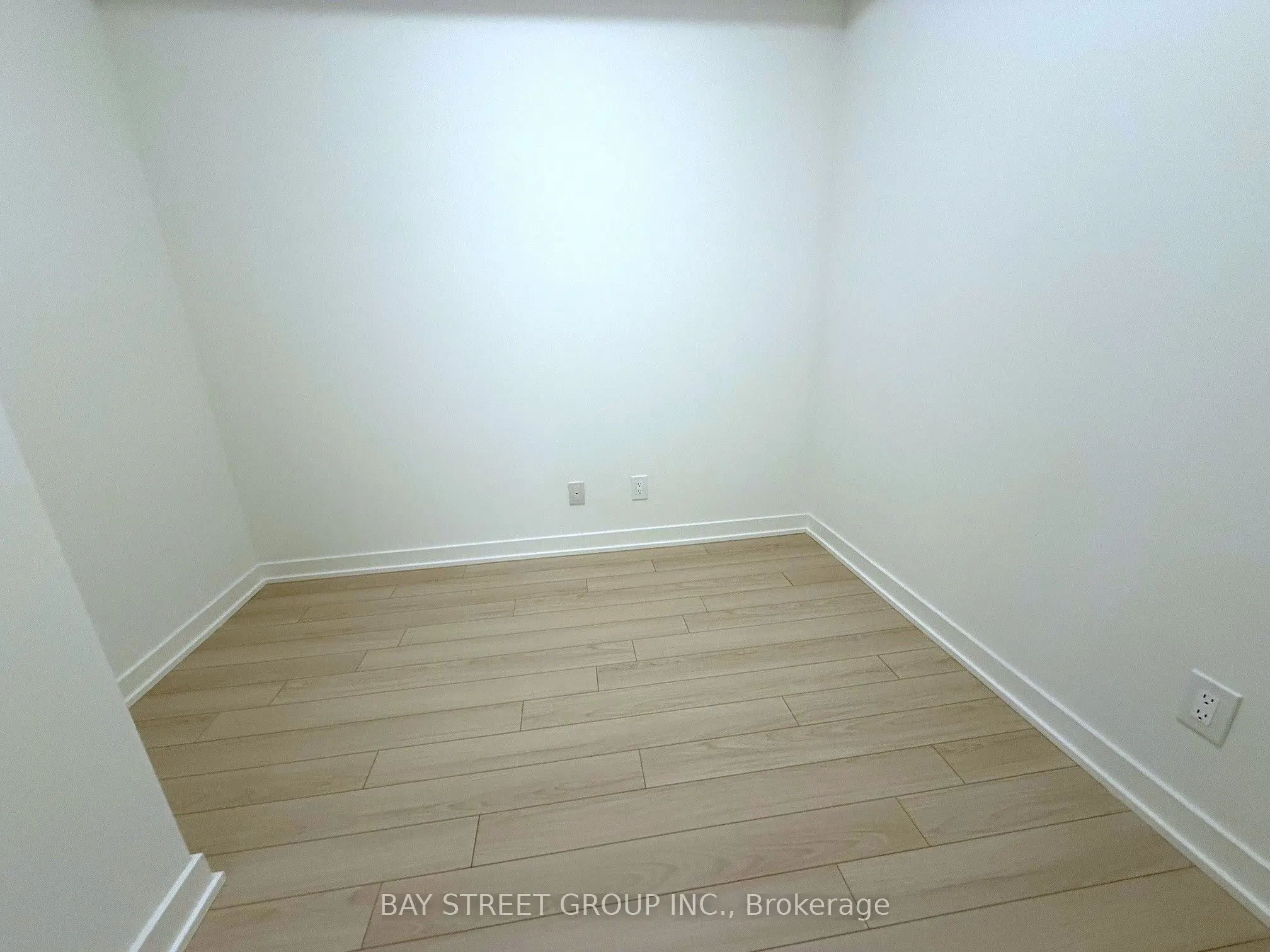 3071 Trafalgar Road, #412