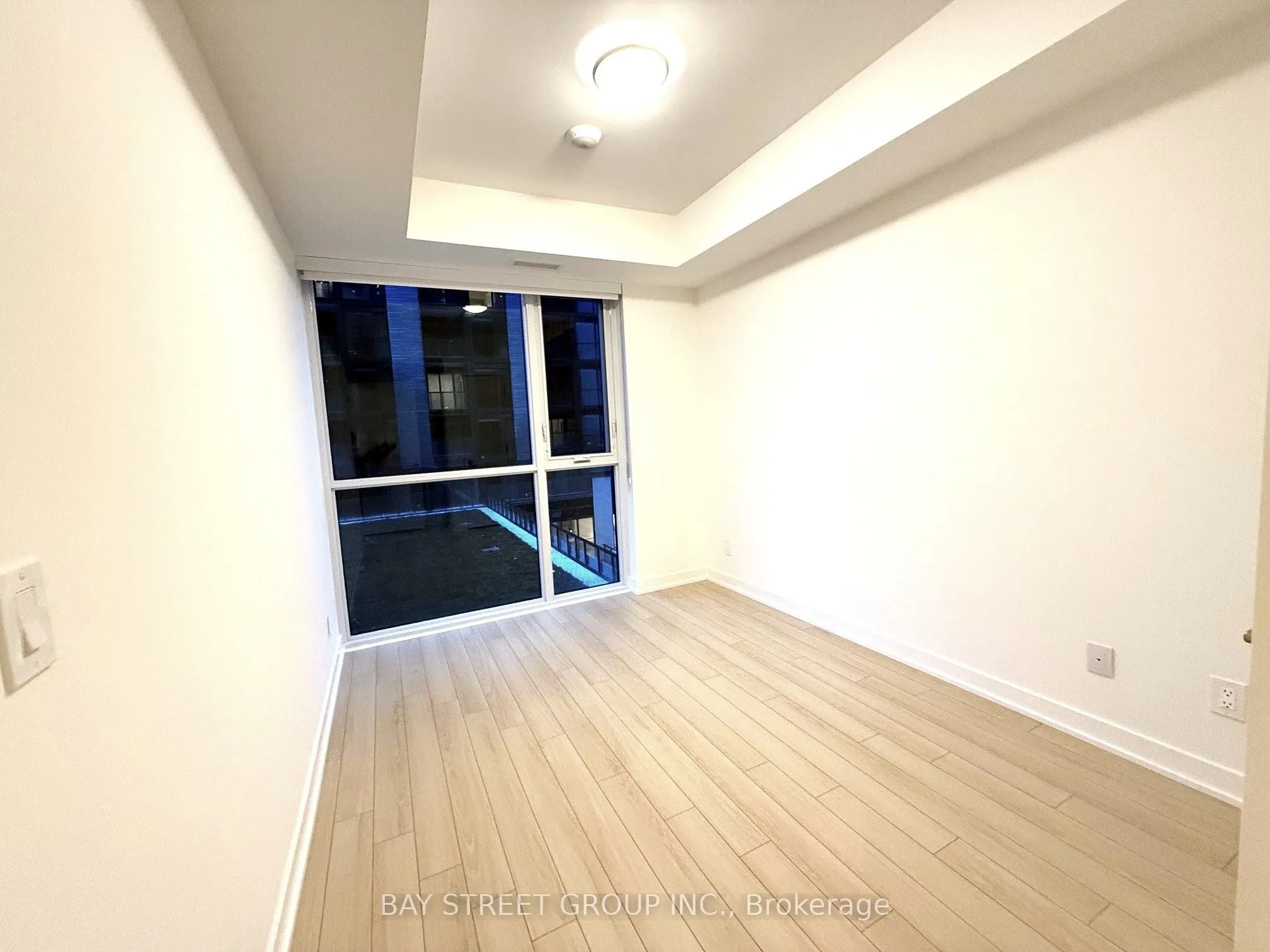 3071 Trafalgar Road, #412