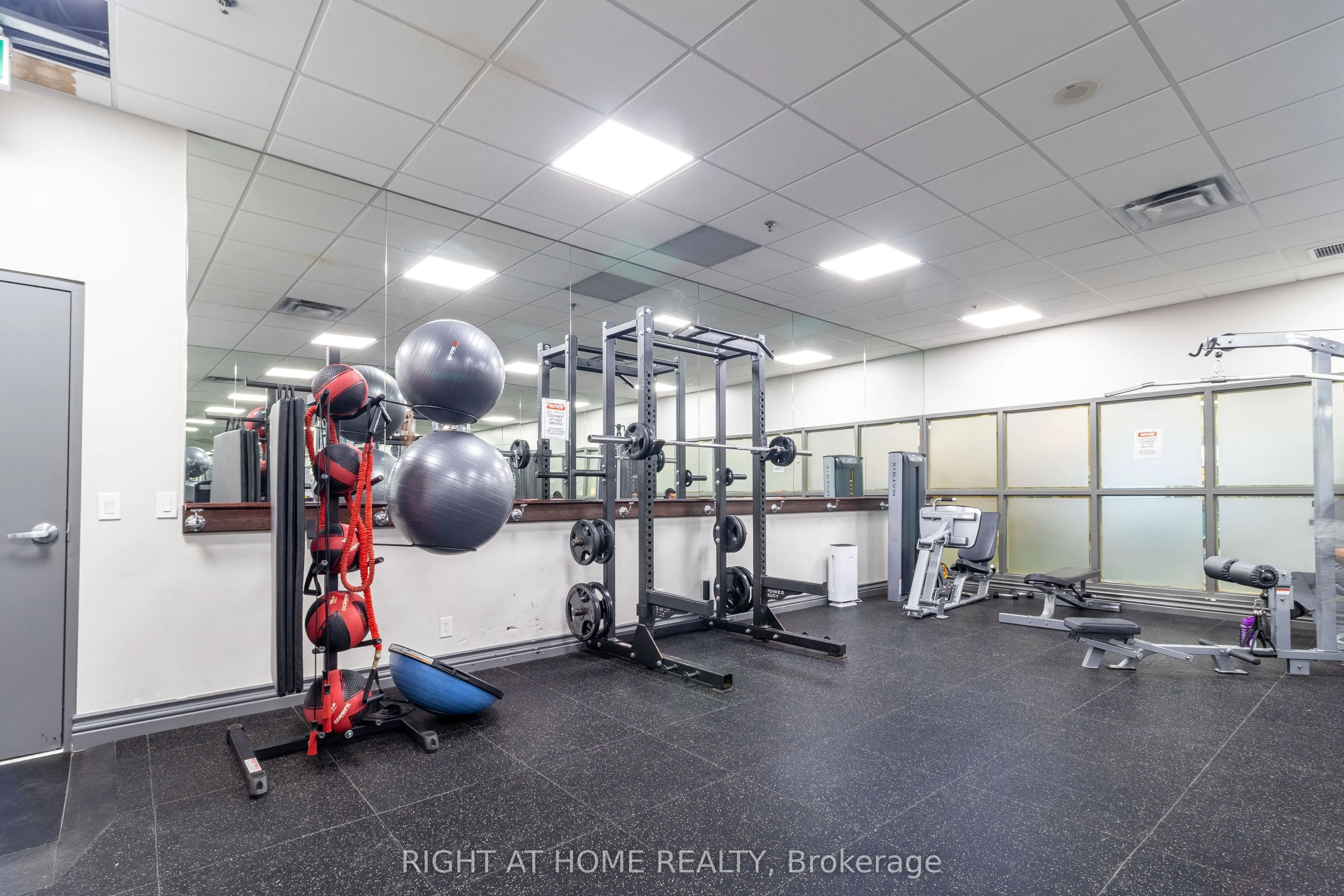 349 Rathburn Road W, #511