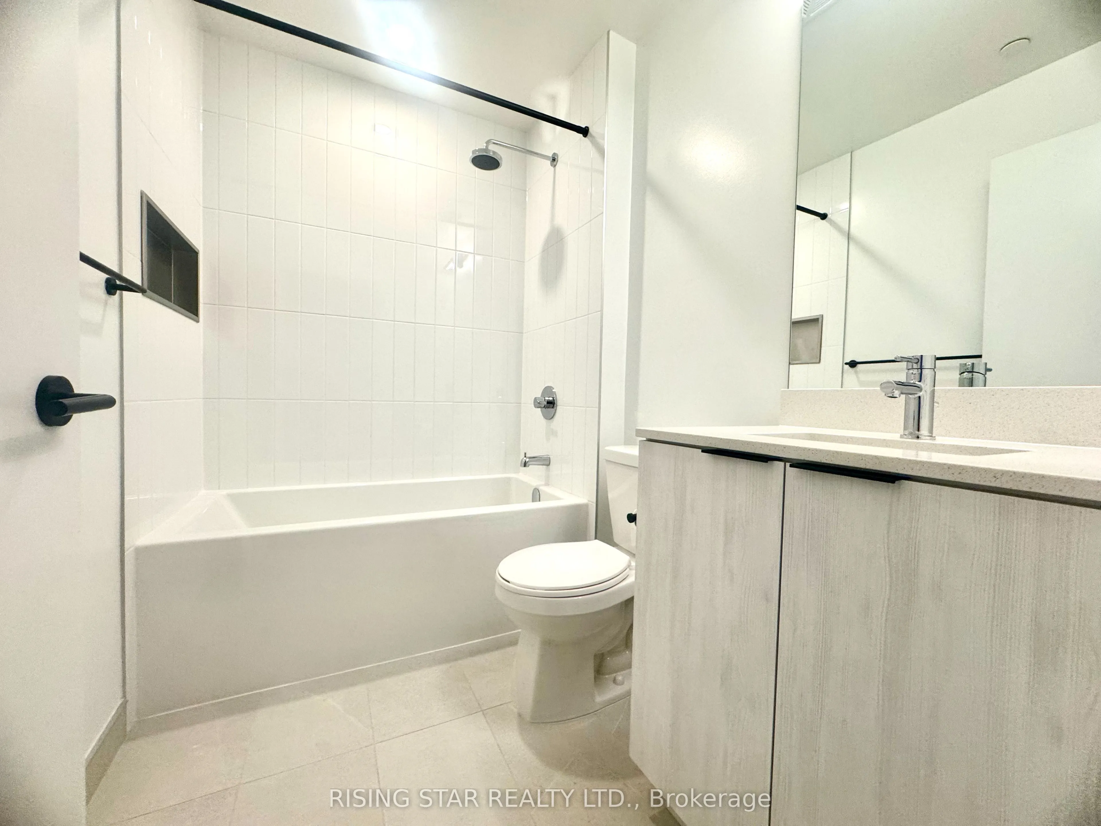 2495 Eglinton Ave Avenue W, #1209