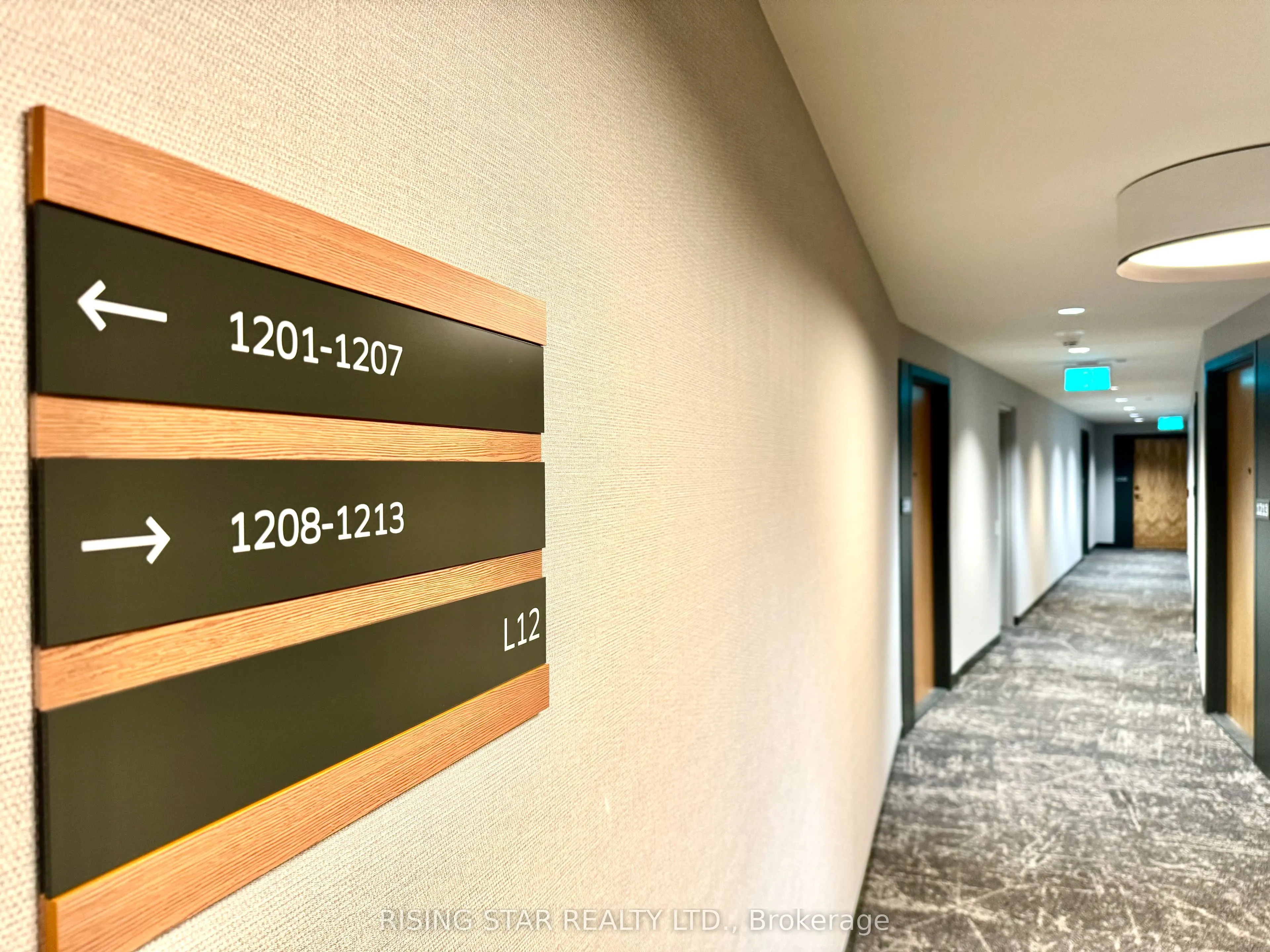 2495 Eglinton Ave Avenue W, #1209