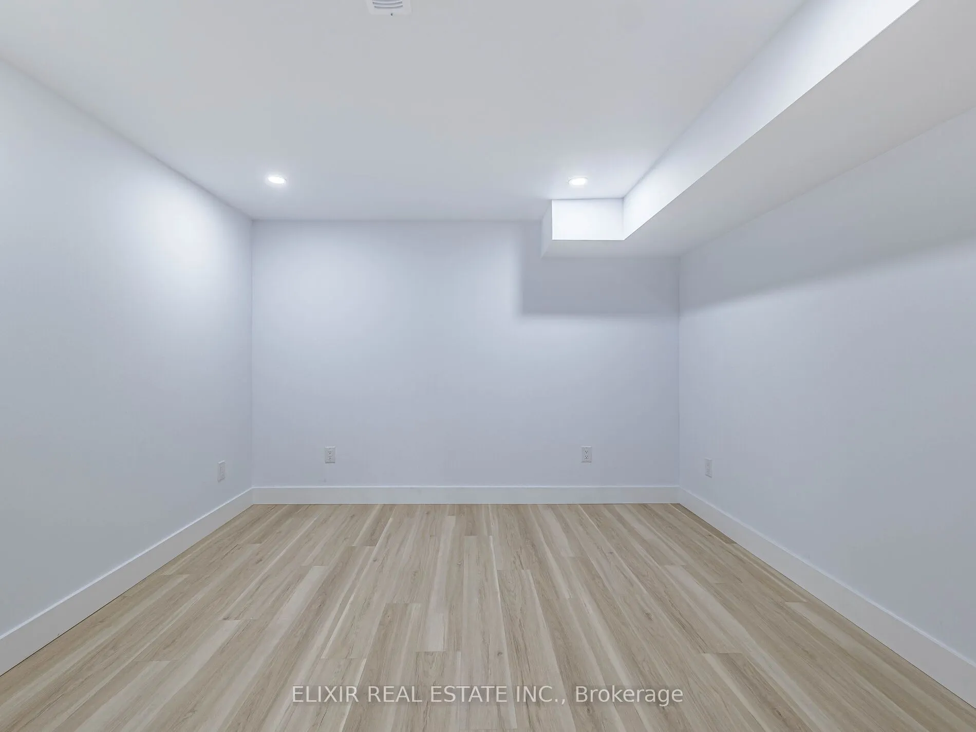 20 Penn Drive, #BSMT