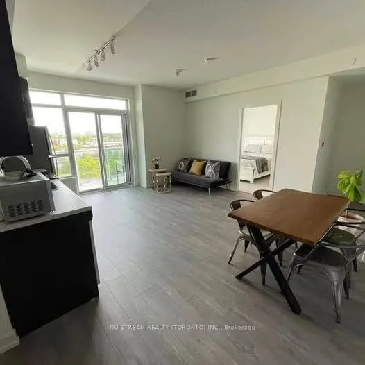 10 Wilby Crescent, #708