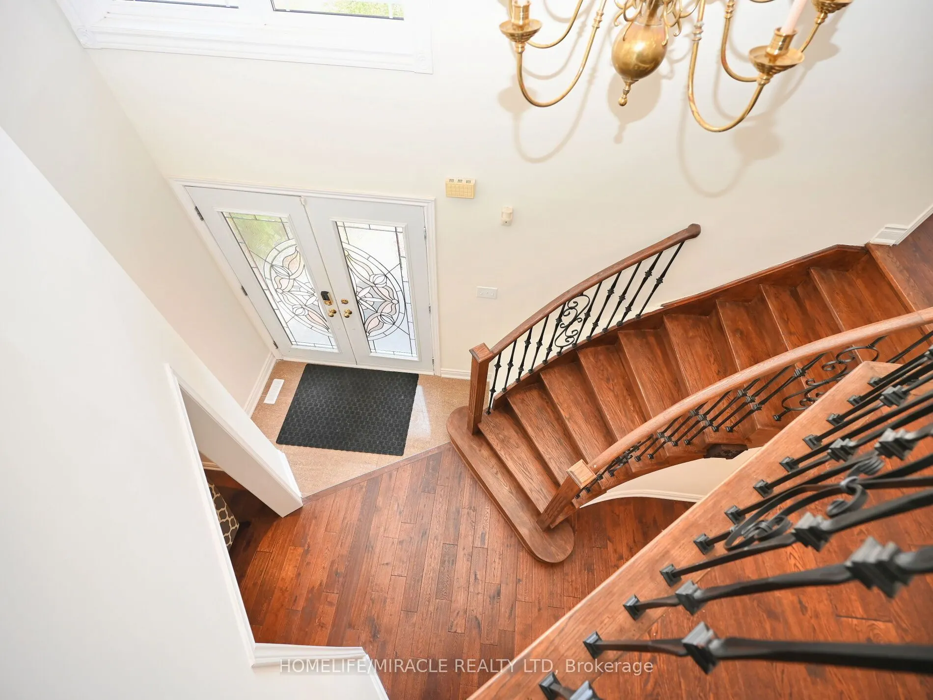 1184 Windsor Hill Boulevard