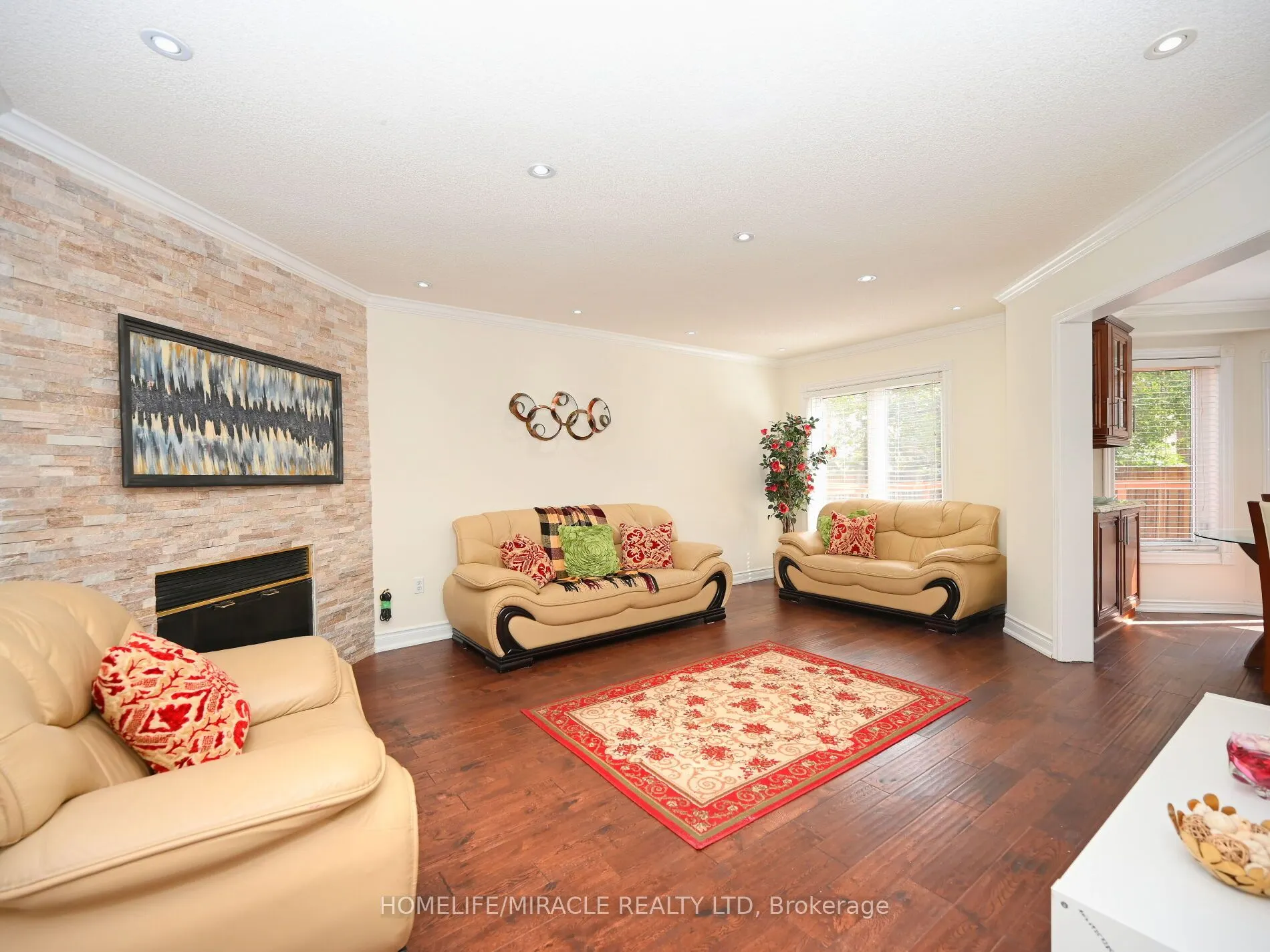 1184 Windsor Hill Boulevard