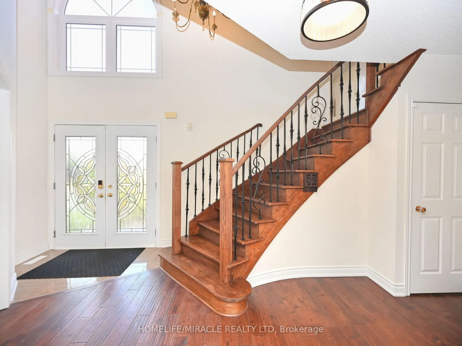 1184 Windsor Hill Boulevard