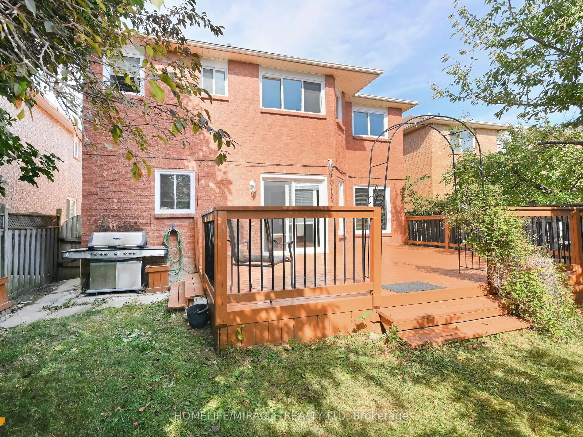 1184 Windsor Hill Boulevard