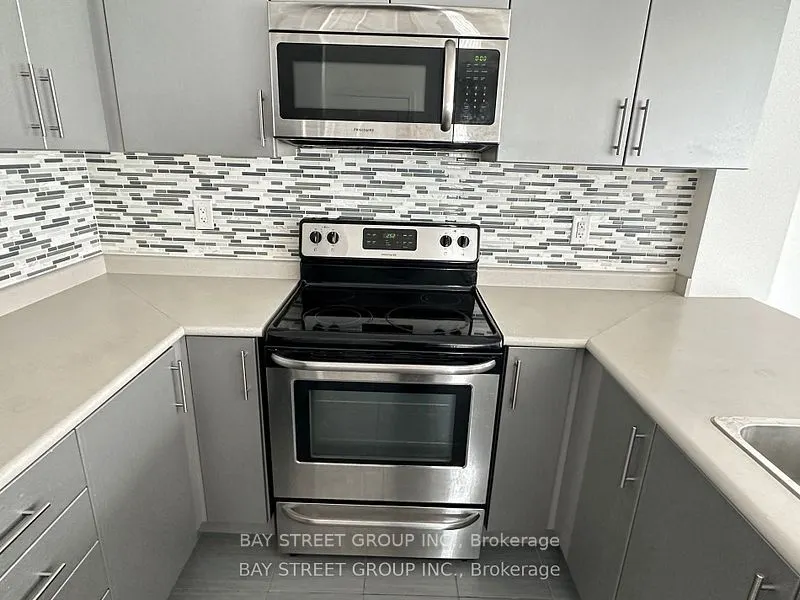 2333 Sawgrass Drive, #305