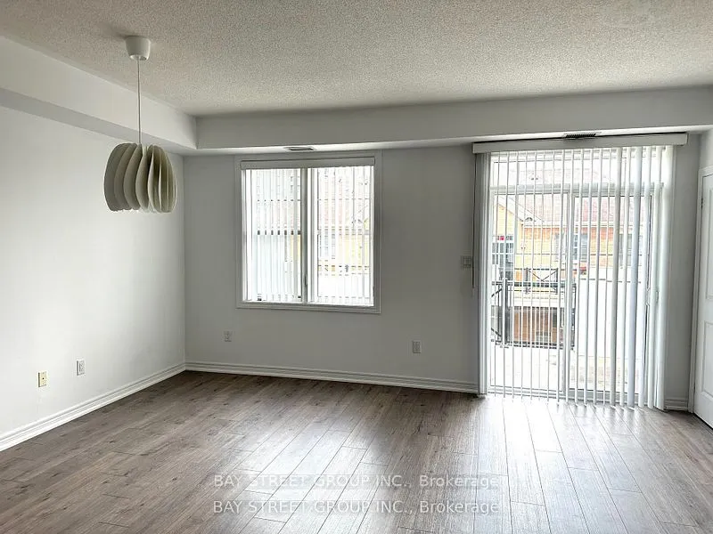 2333 Sawgrass Drive, #305