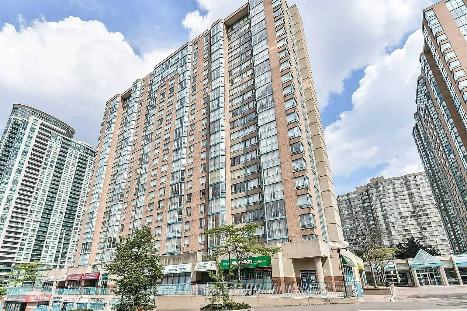 265 Enfield Place, #1011