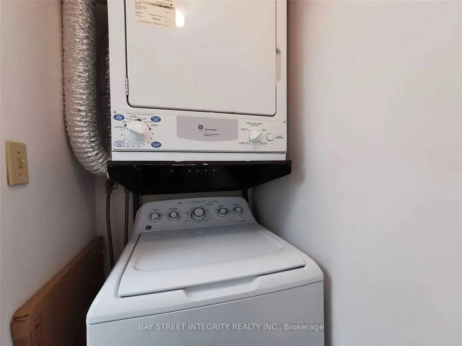 265 Enfield Place, #1011