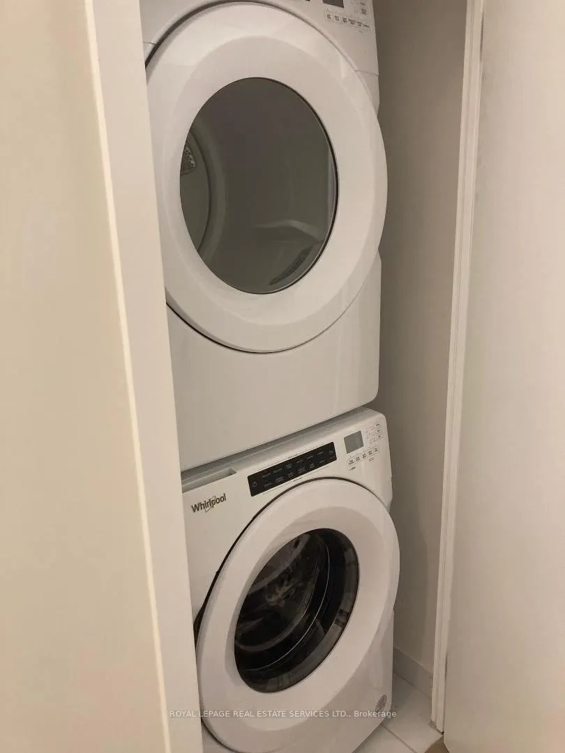 2300 St Clair Avenue W, #106