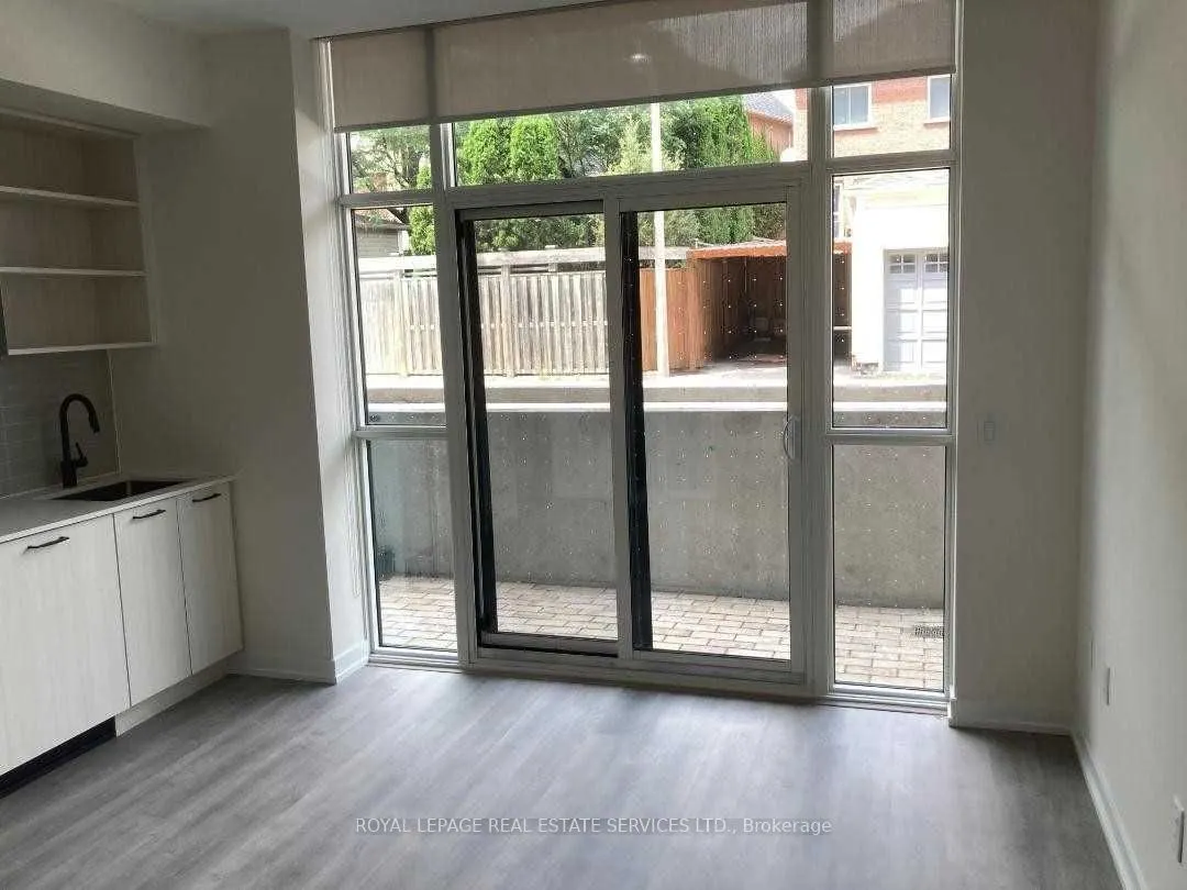 2300 St Clair Avenue W, #106