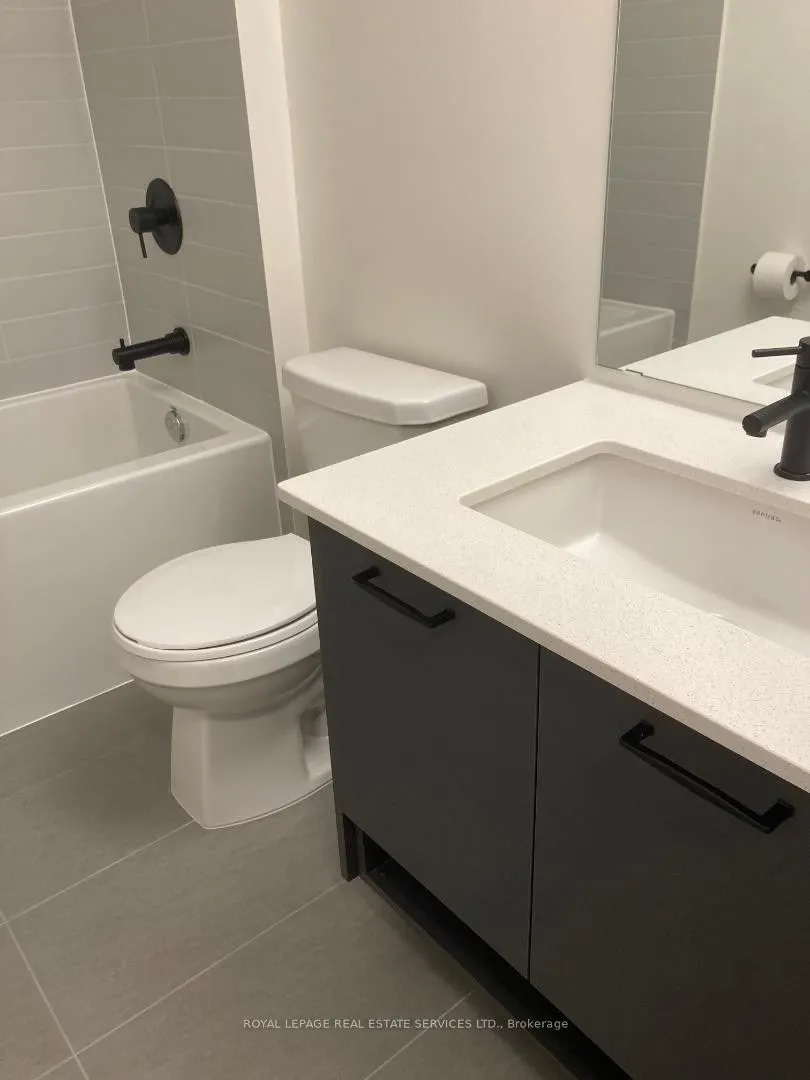 2300 St Clair Avenue W, #106