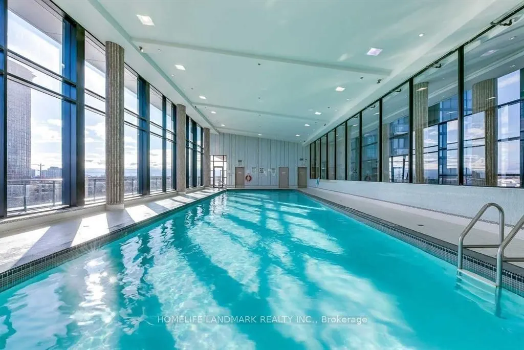 55 Eglinton Avenue W, #802