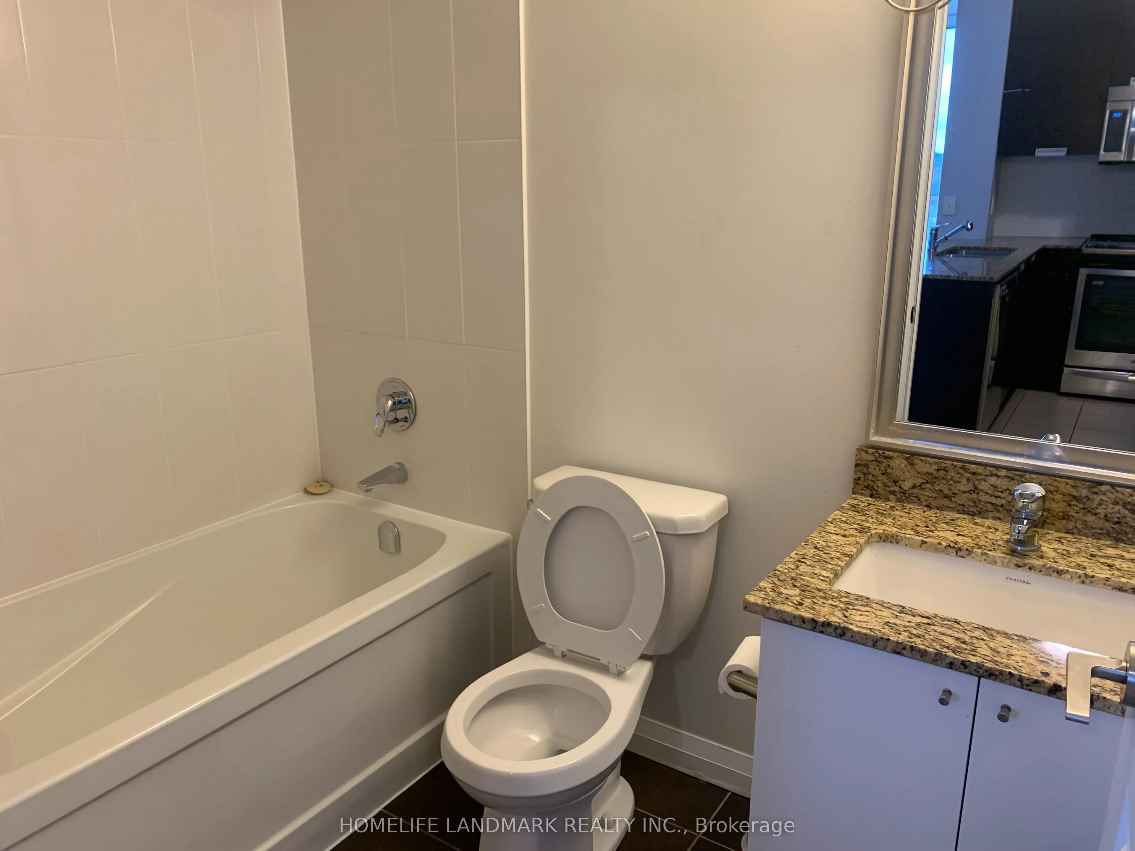 55 Eglinton Avenue W, #802