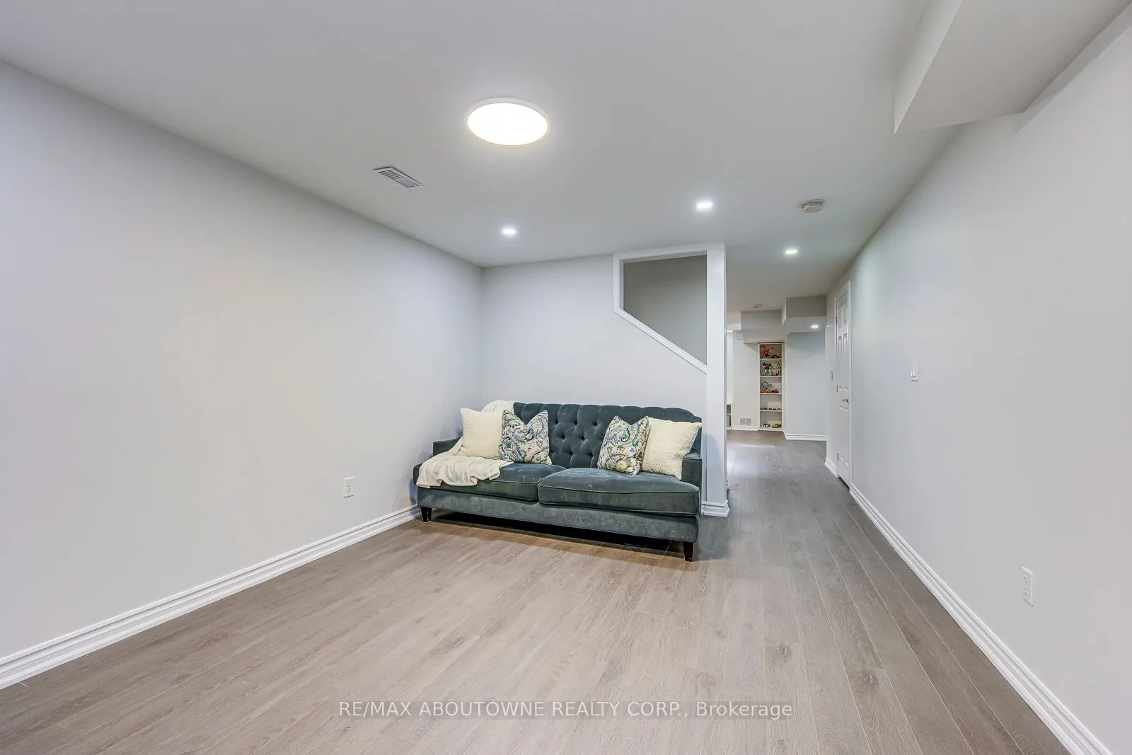 3100 Robert Brown Boulevard