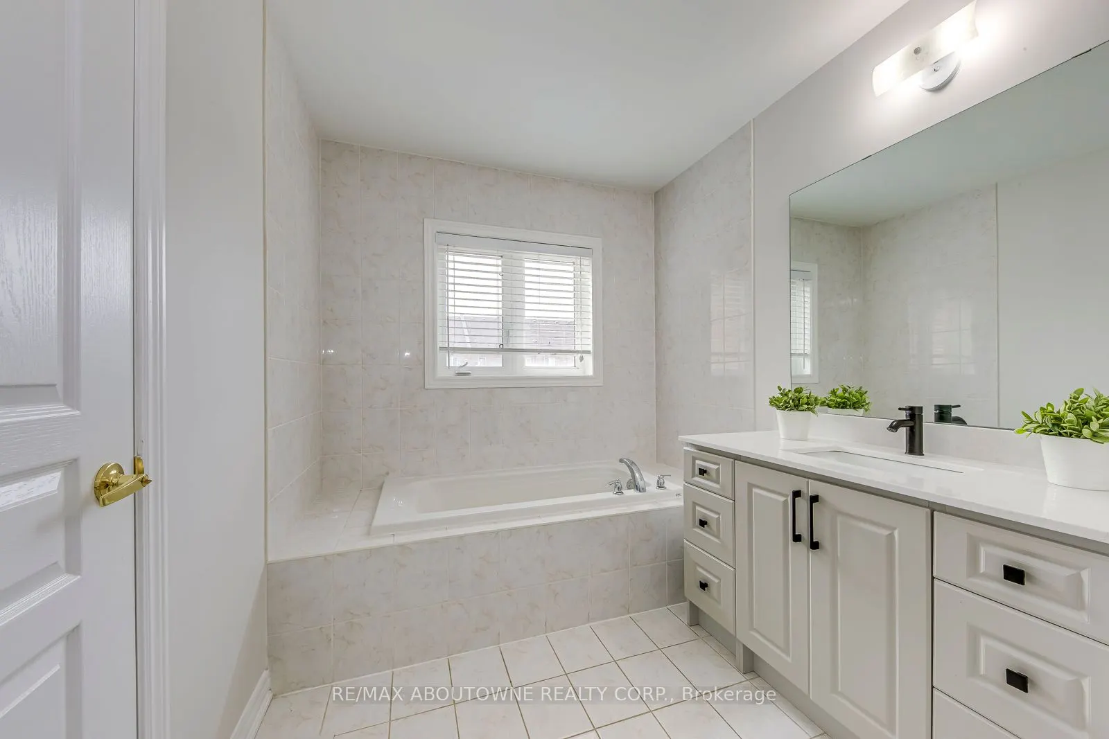 3100 Robert Brown Boulevard