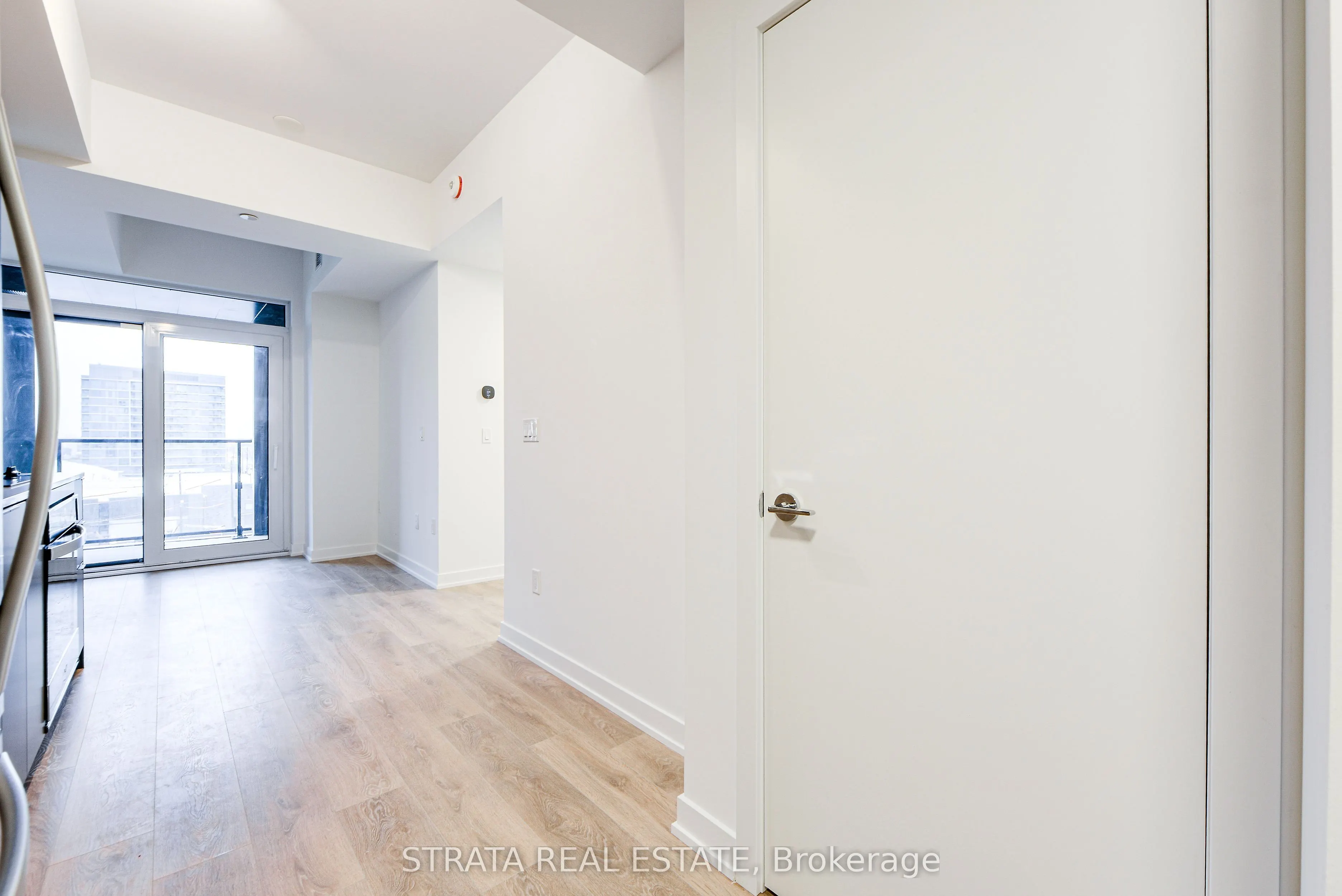 1037 The Queensway Avenue, #515