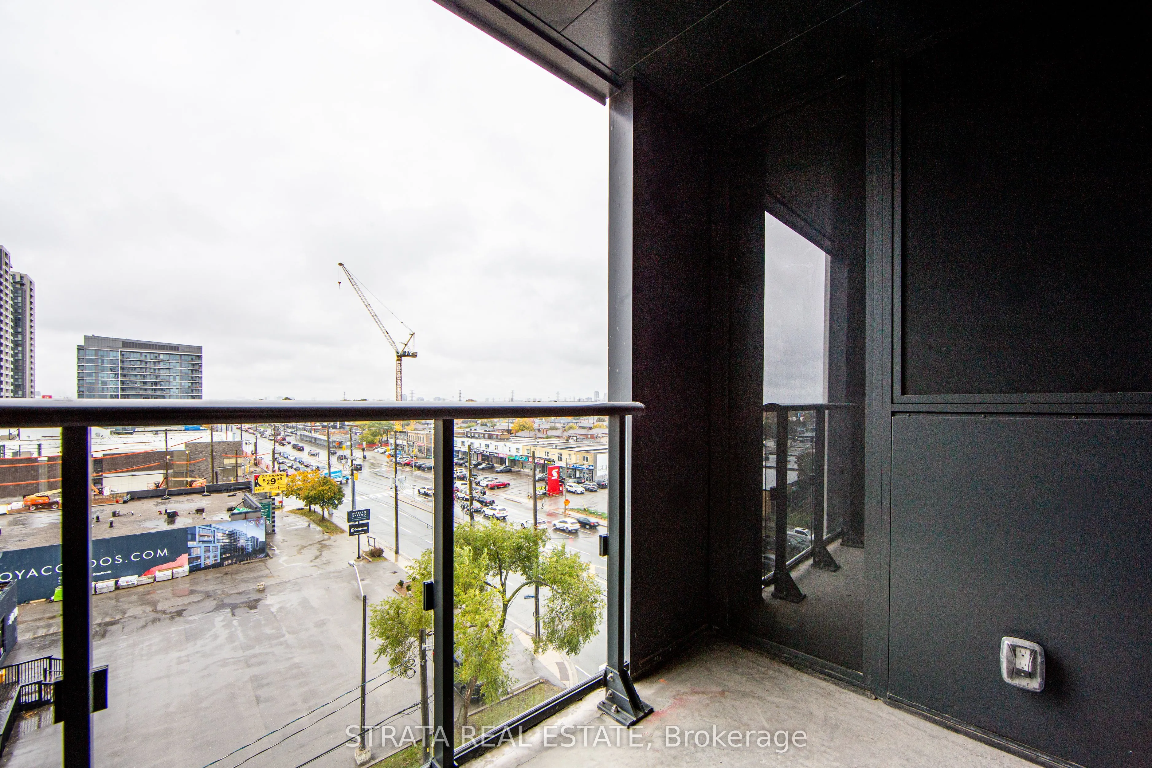 1037 The Queensway Avenue, #515