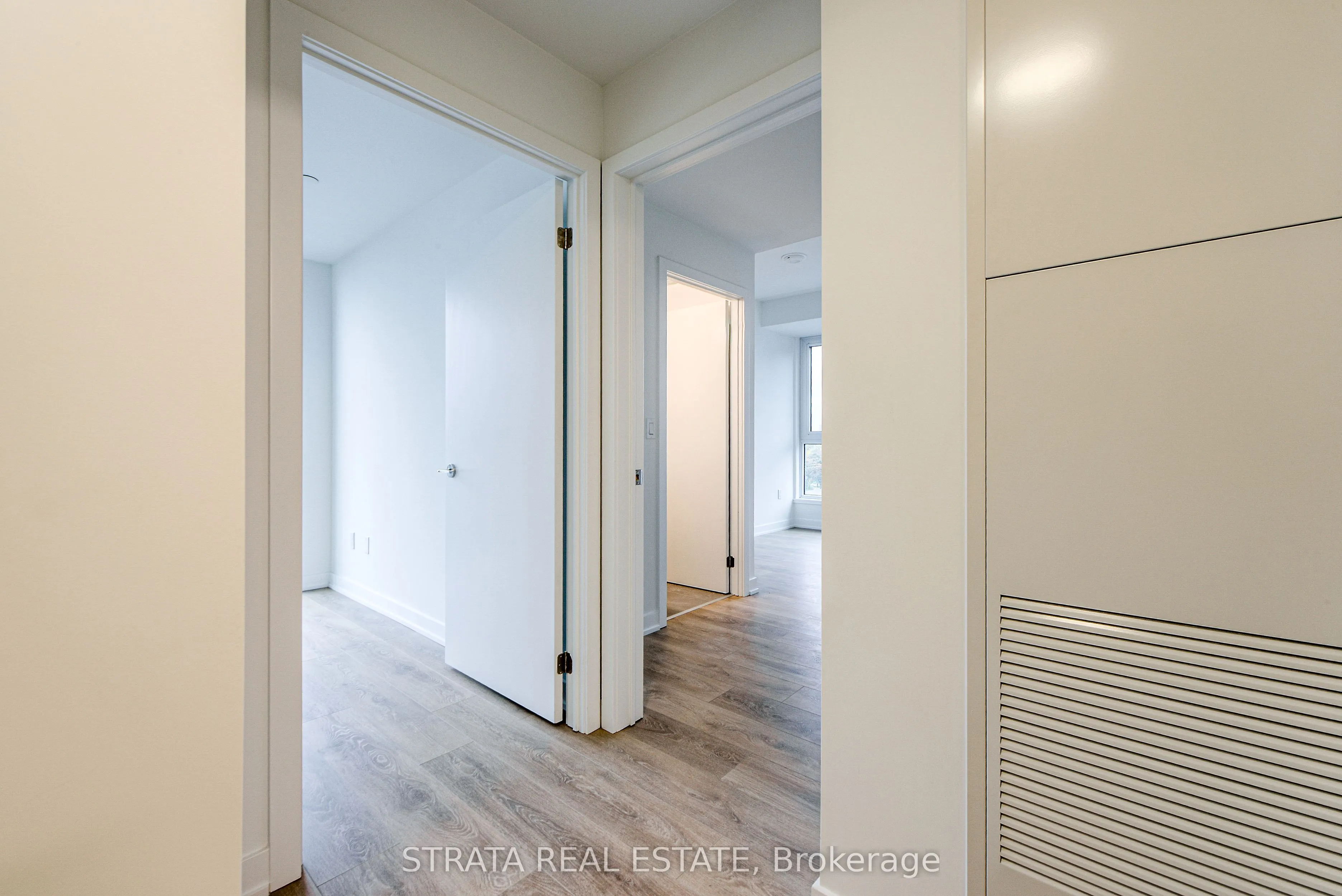 1037 The Queensway Avenue, #515